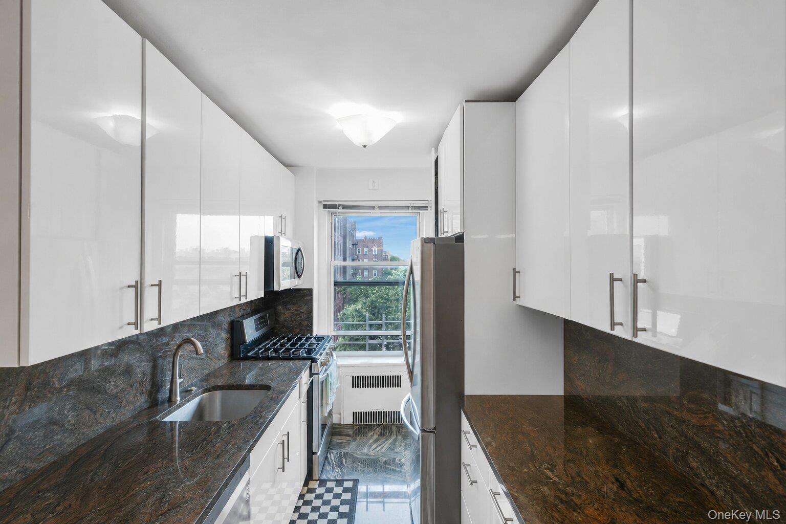 7615 35th Avenue, Unit 4E photo 9