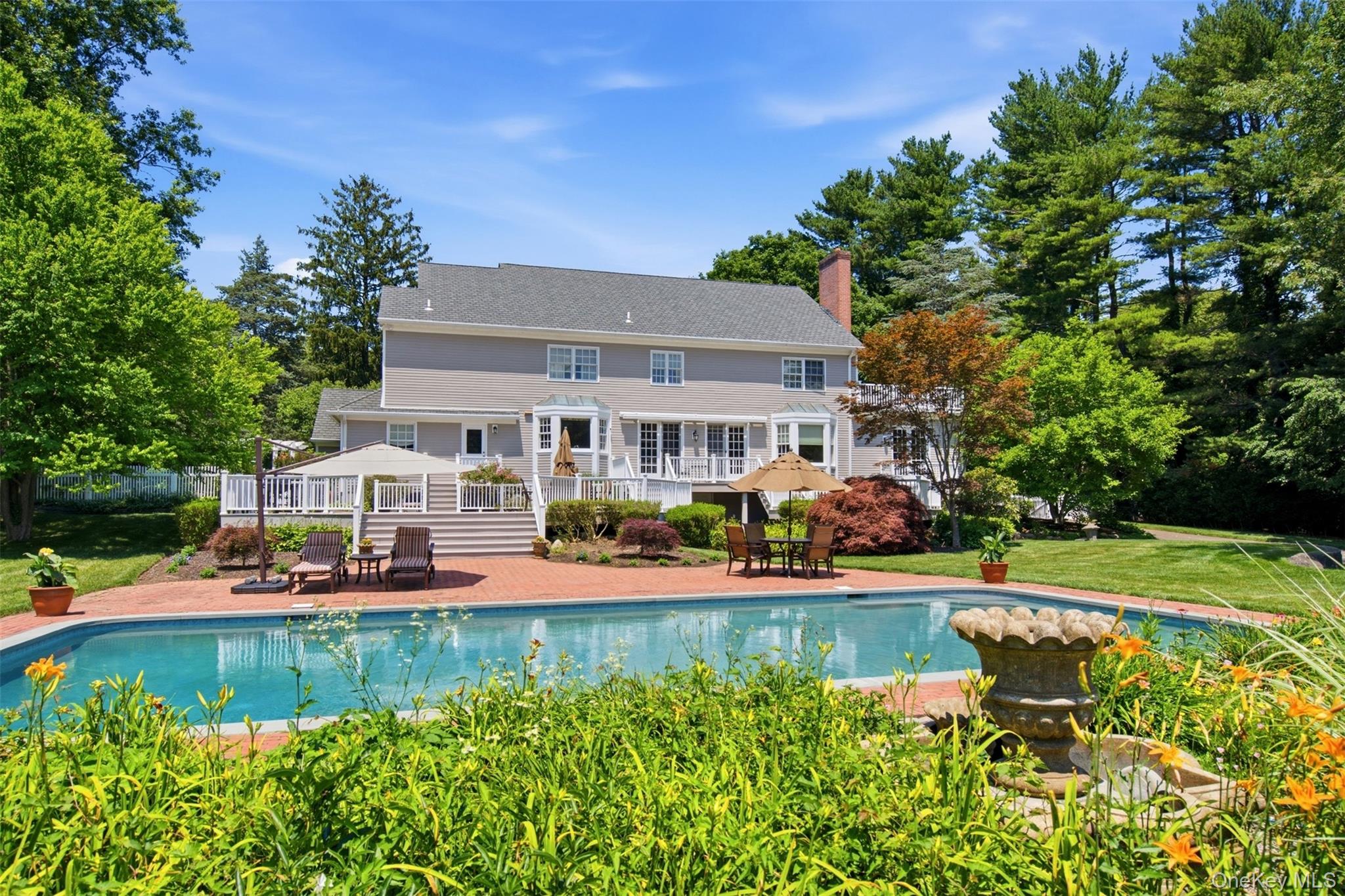 61 Linden Lane – For Sale photo 38