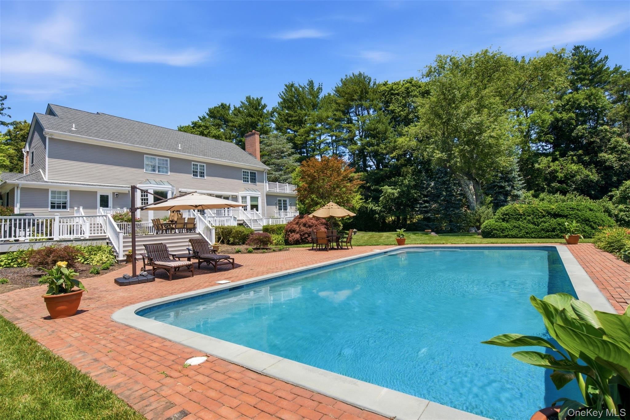 61 Linden Lane – For Sale photo 36
