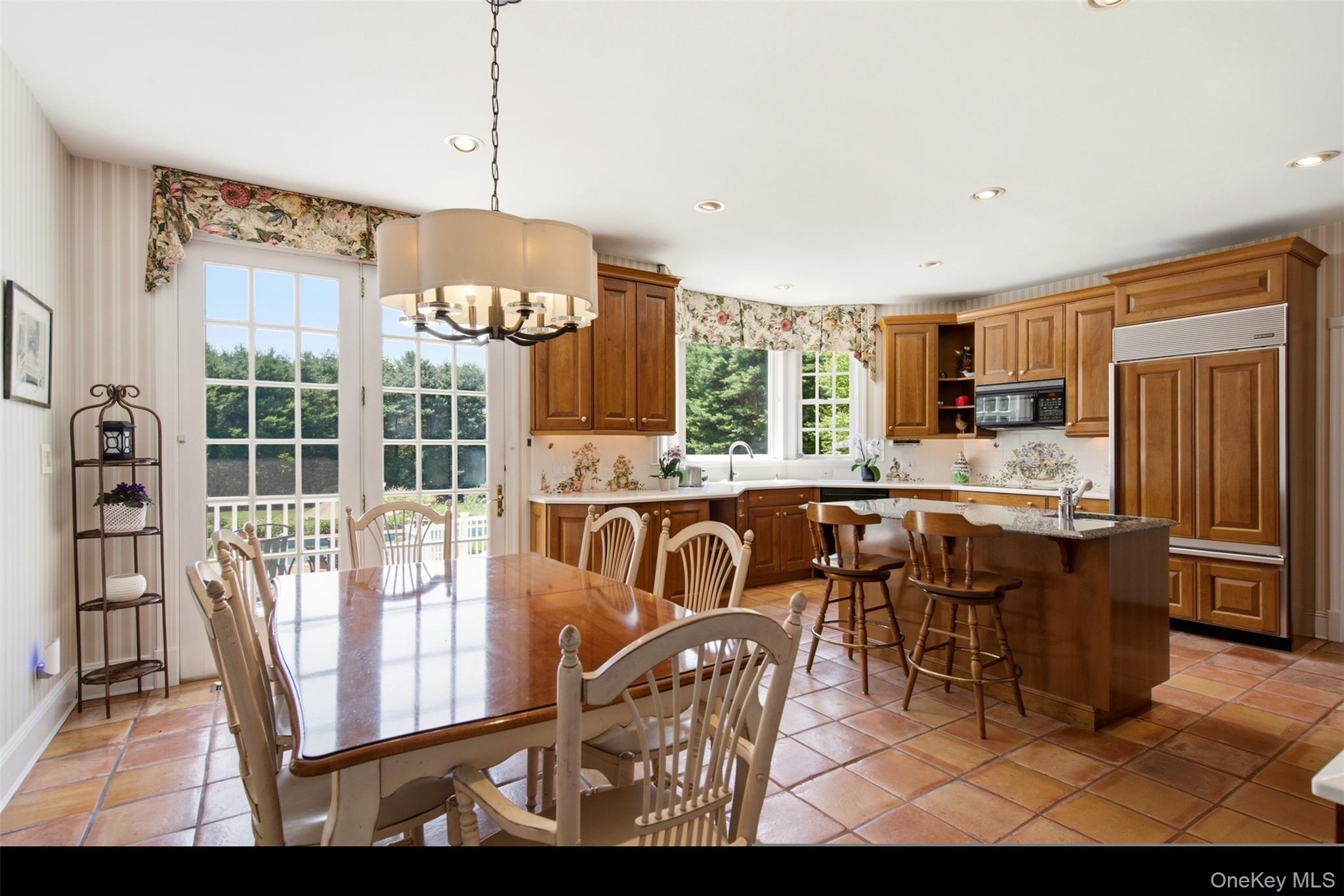 61 Linden Lane – For Sale photo 18