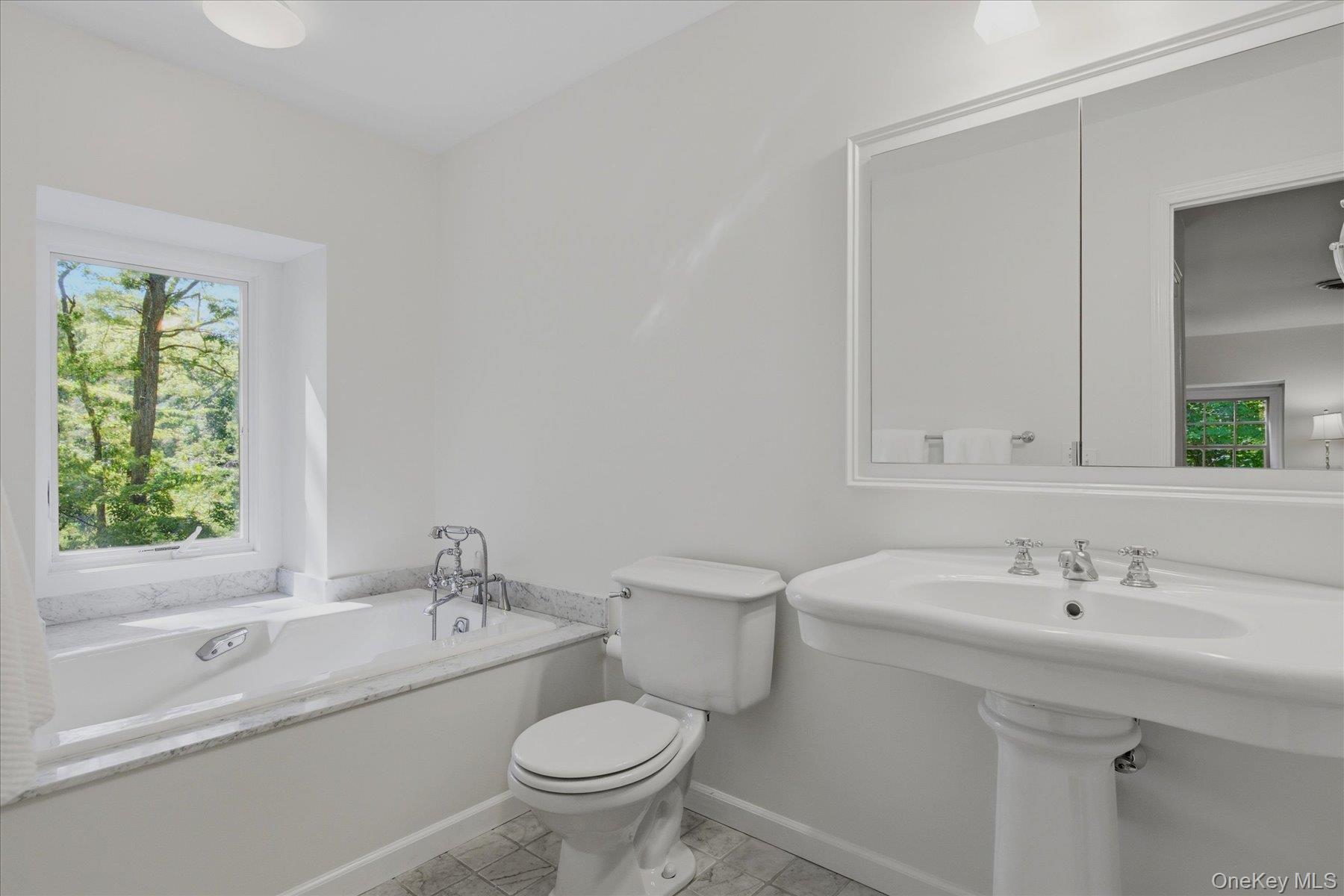 44 Georgica Close Road – For Sale photo 22