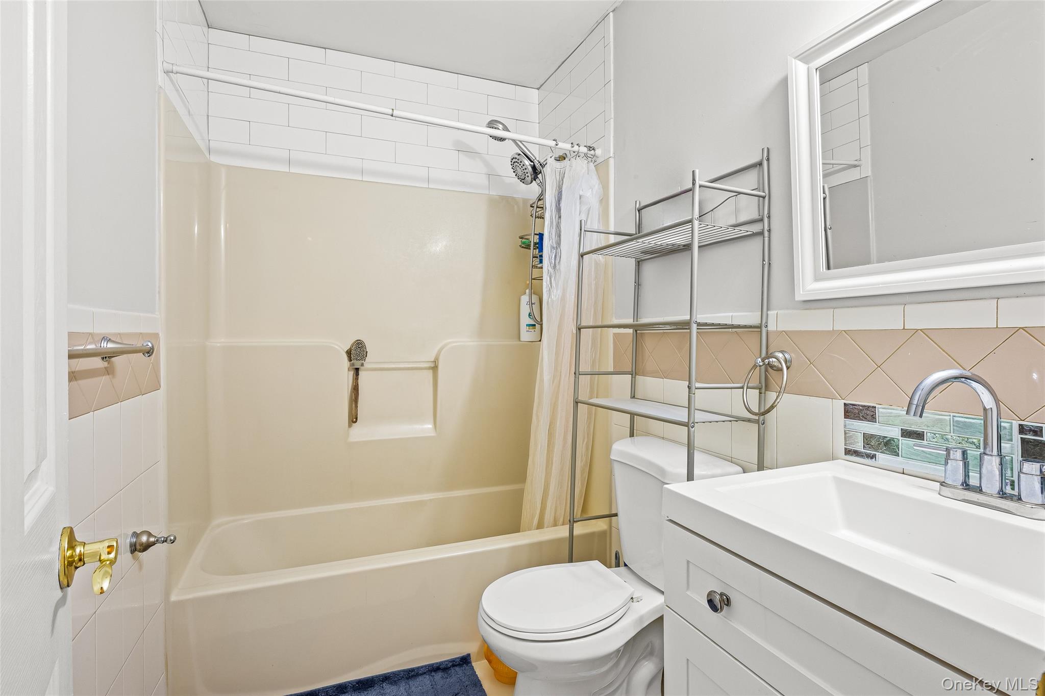 106 Chanel Drive E – For Sale photo 21