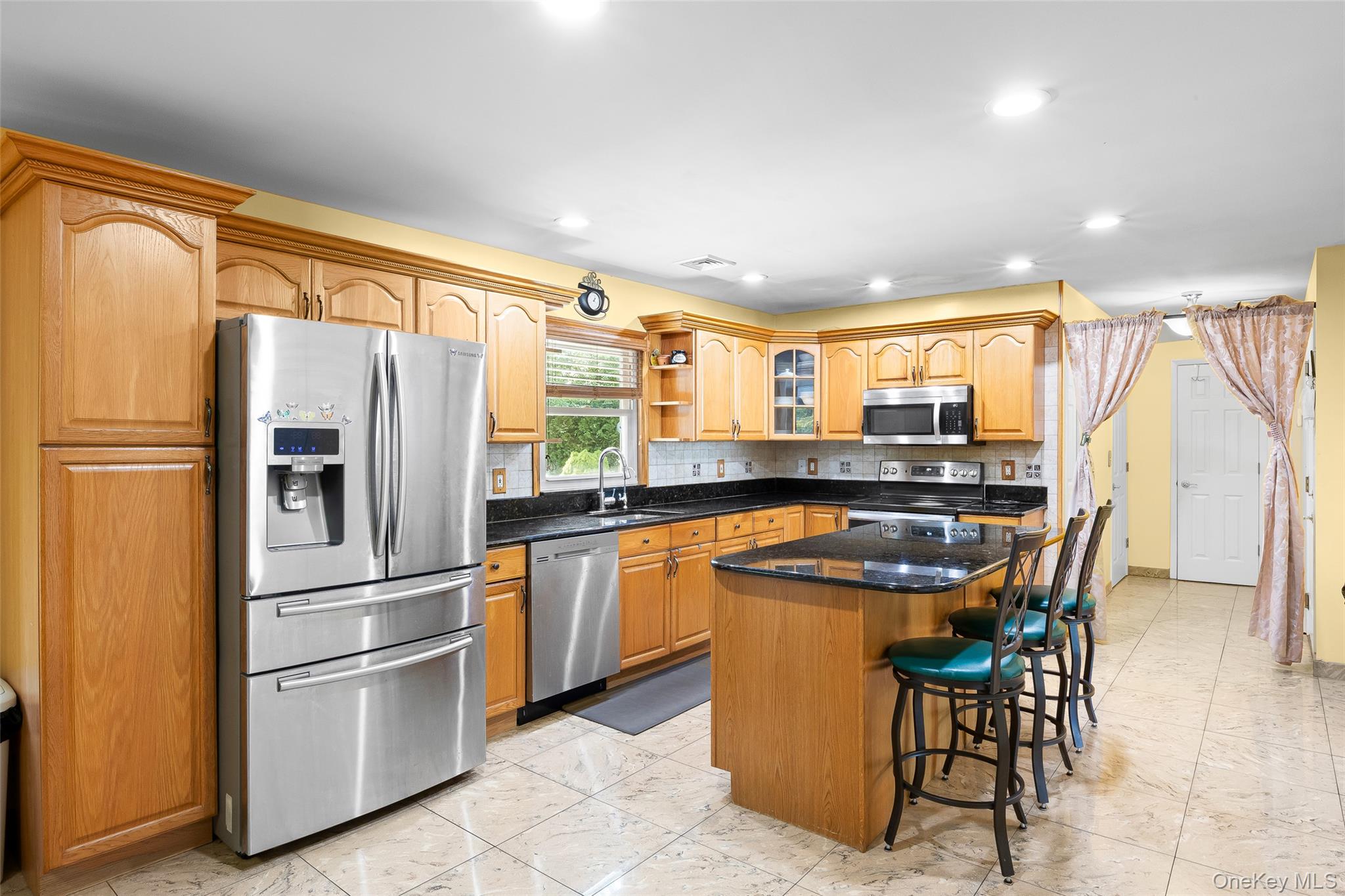 106 Chanel Drive E – For Sale photo 14