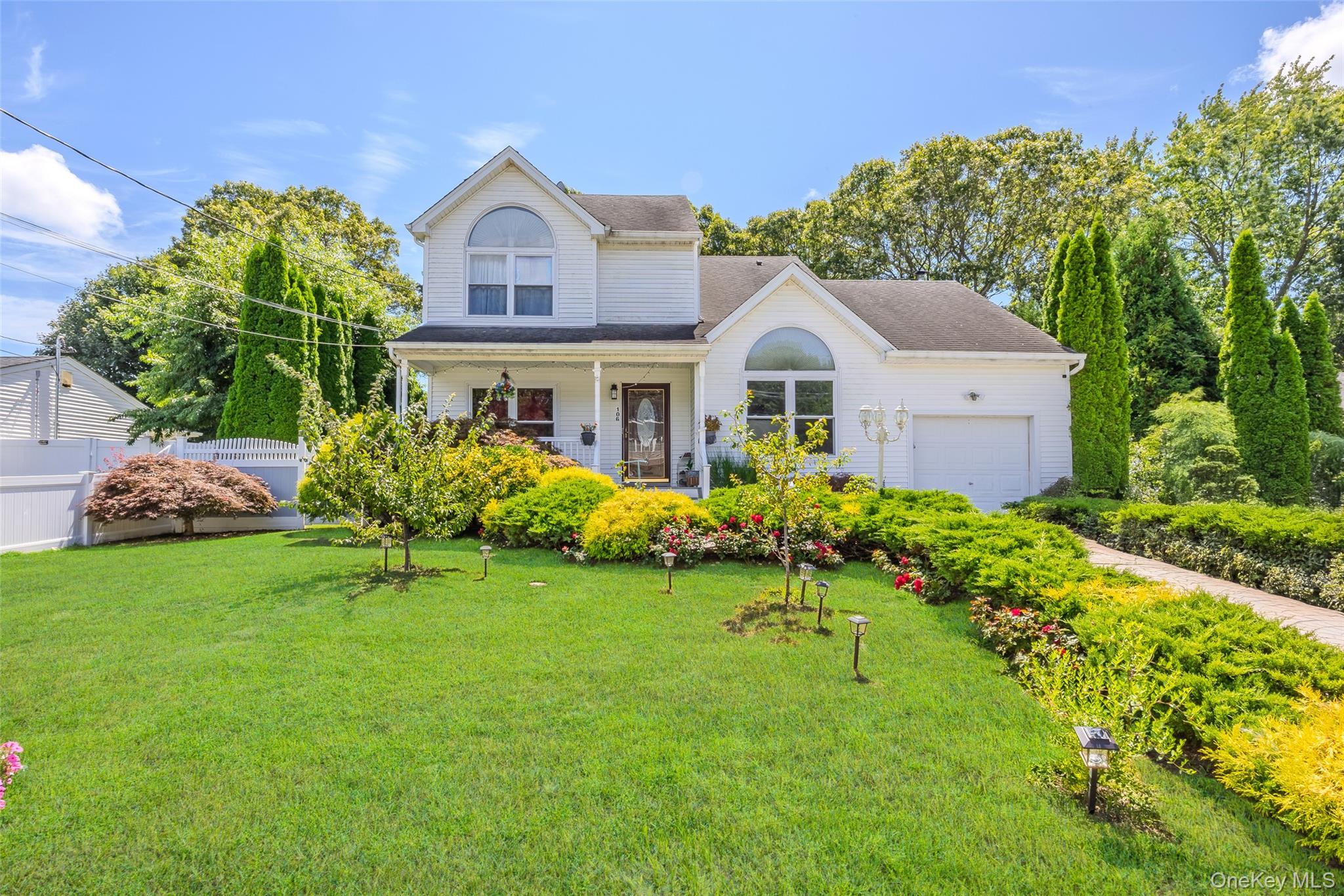106 Chanel Drive E – For Sale photo 2