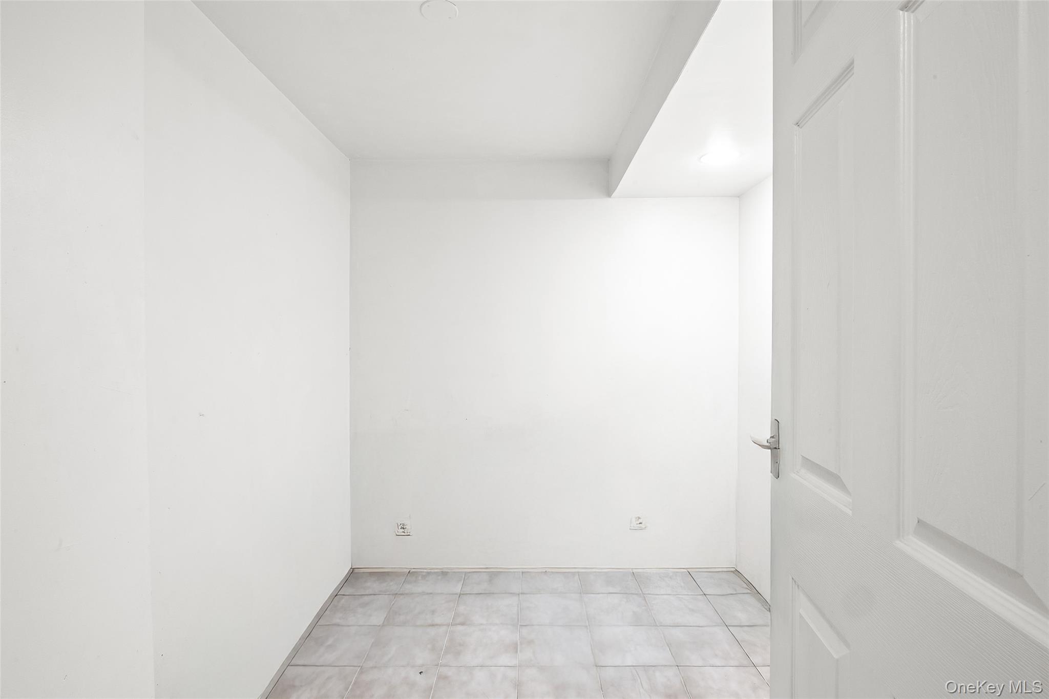 106 Chanel Drive E – For Sale photo 27