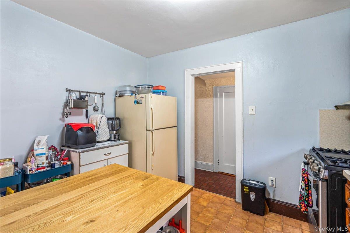 32 – 07 148 Street – For Sale photo 11