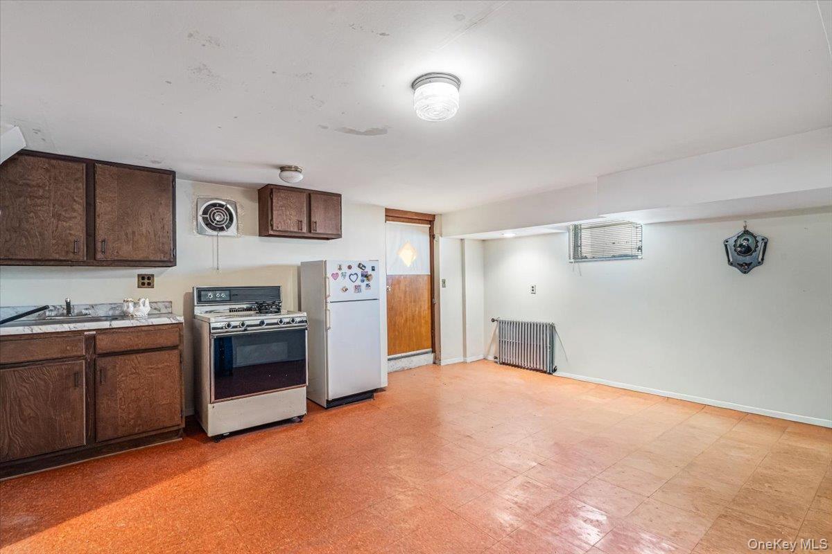 32 – 07 148 Street – For Sale photo 18
