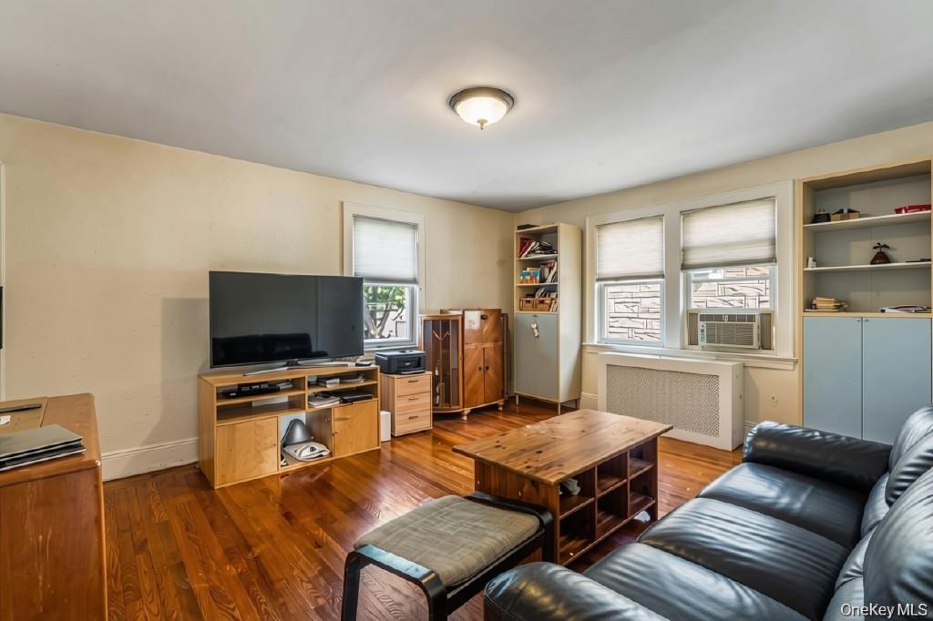 32 – 07 148 Street – For Sale photo 6
