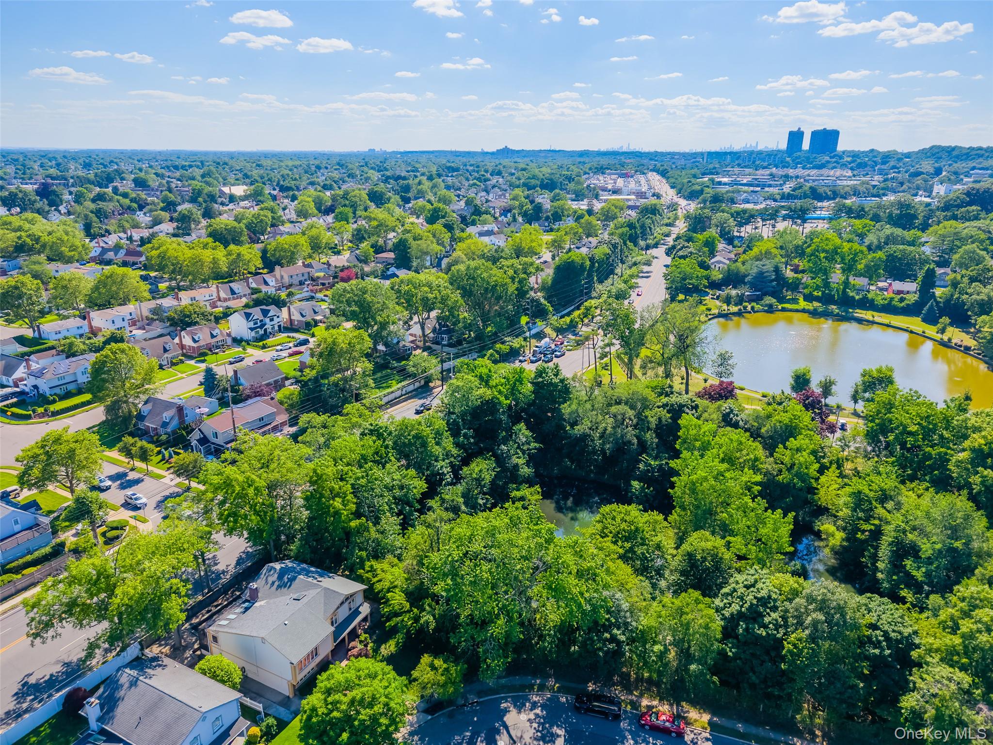 159 South Drive – For Sale photo 32