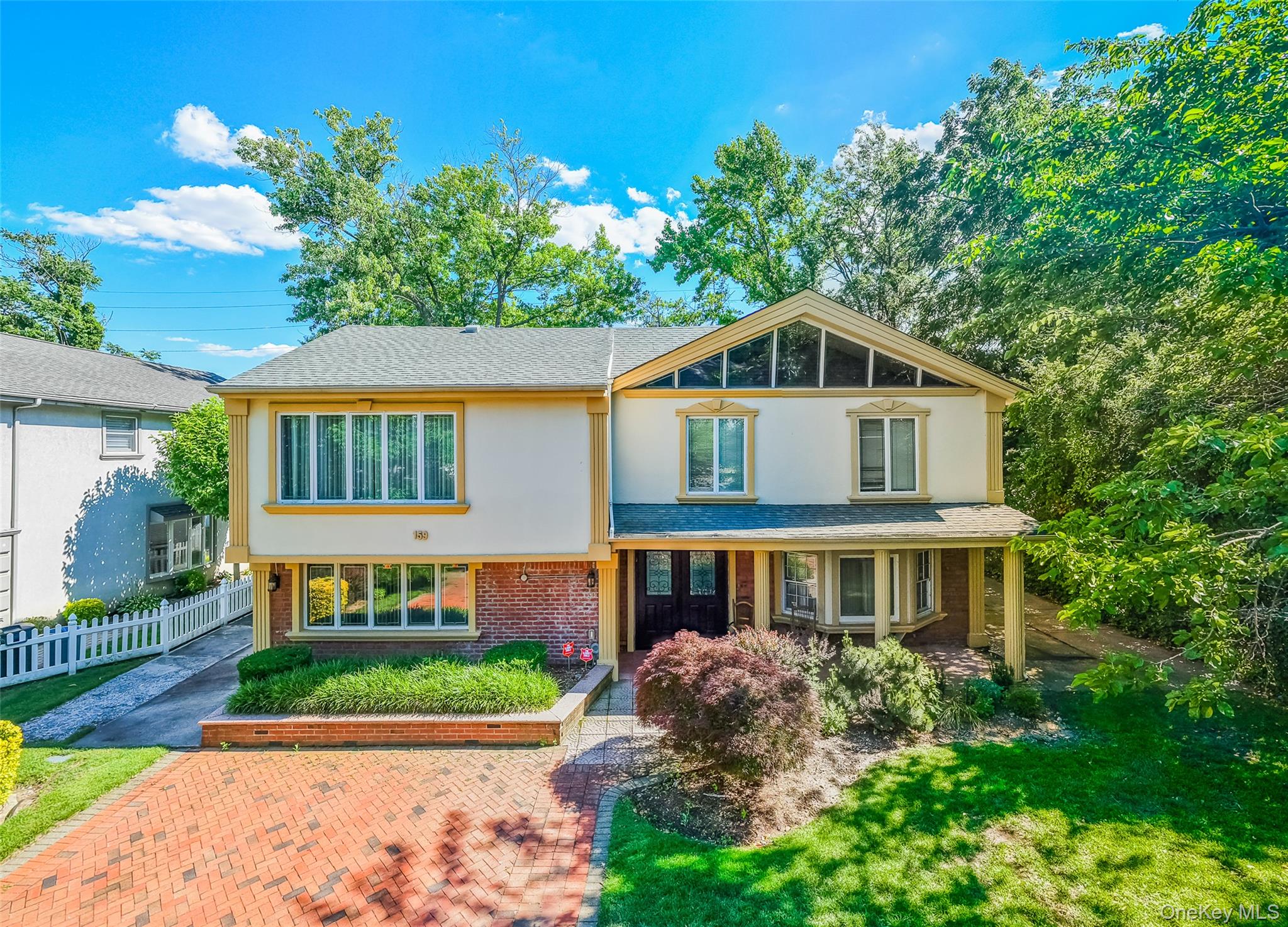 159 South Drive – For Sale
