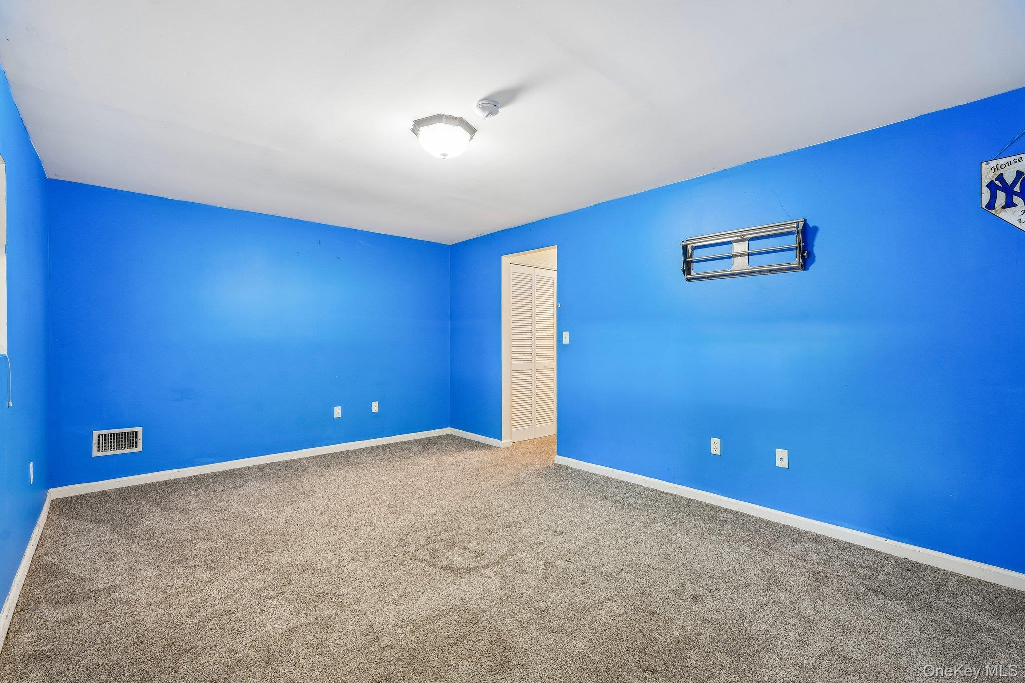 212 Arlington Court – For Sale photo 29
