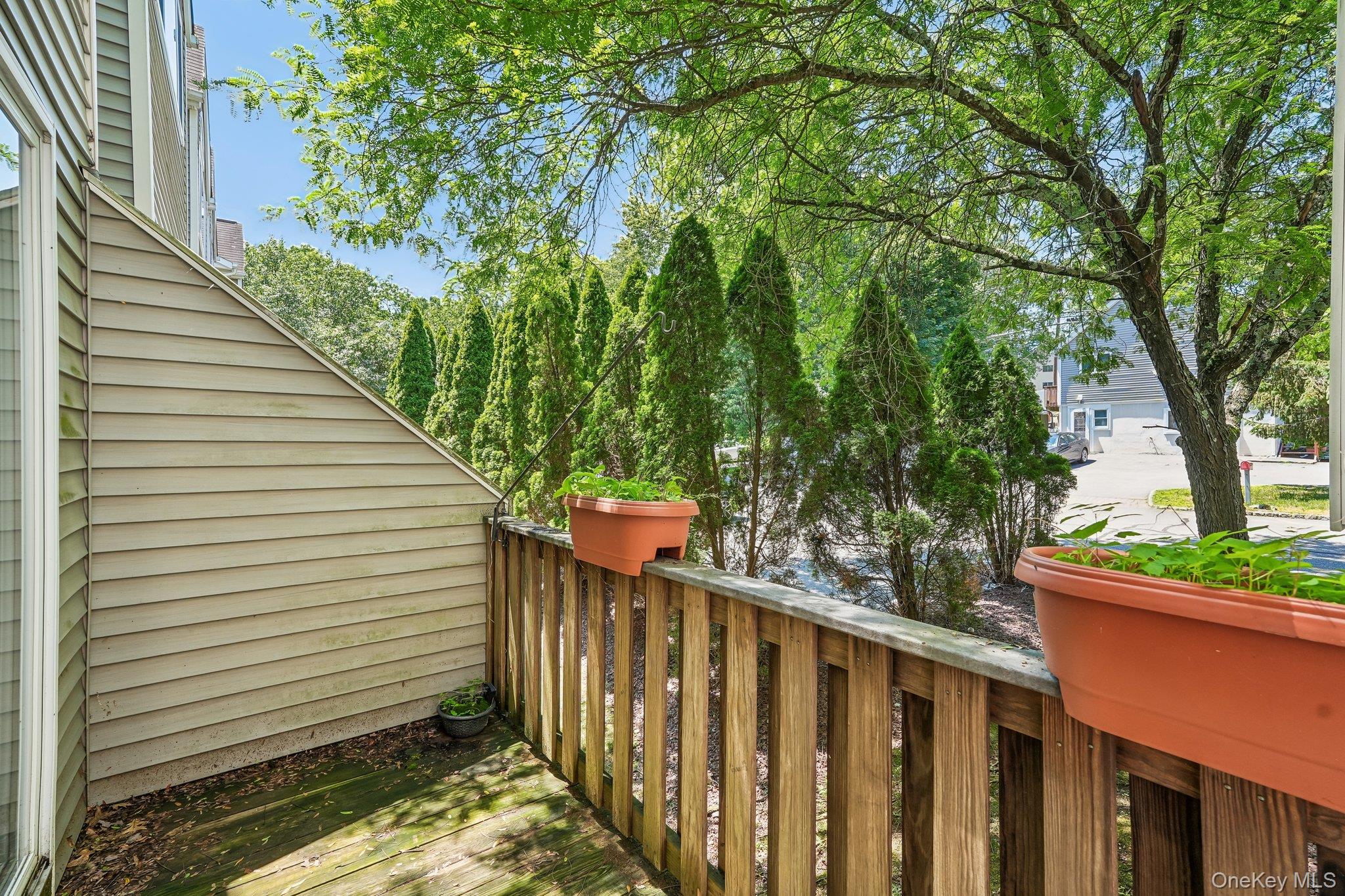 212 Arlington Court – For Sale photo 32