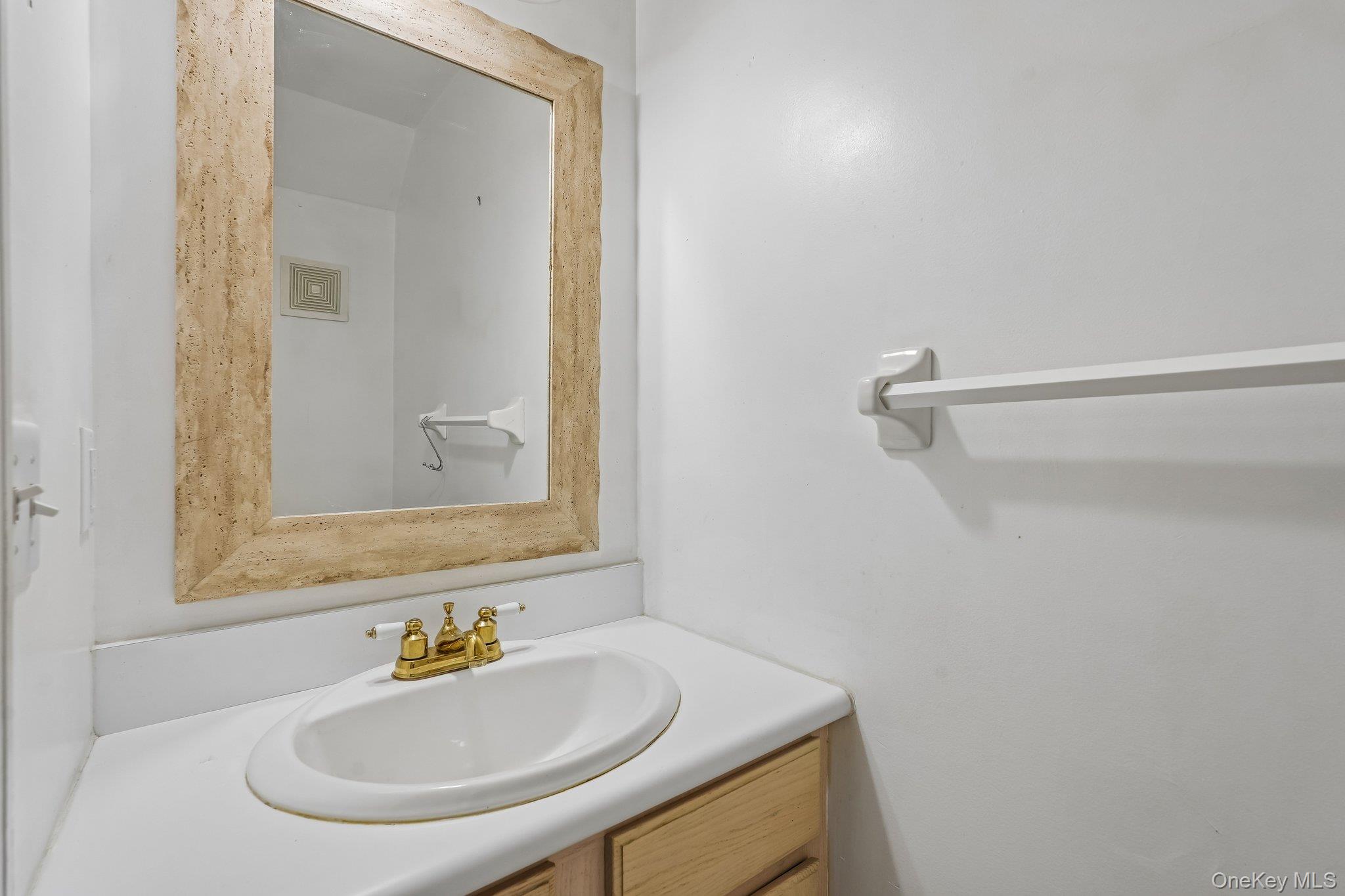 212 Arlington Court – For Sale photo 30