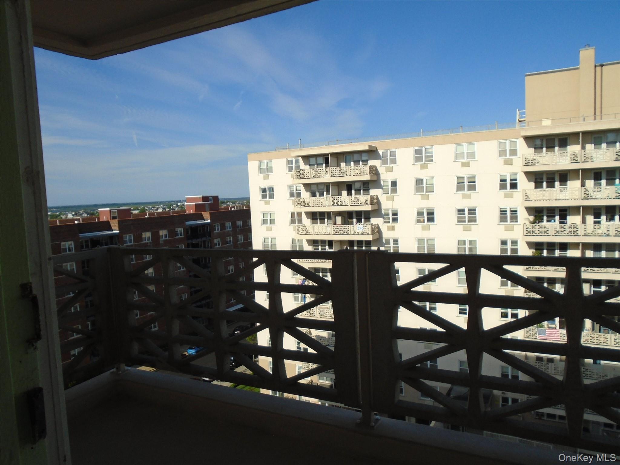 430 Shore Road, Unit 8G photo 21