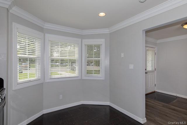 215 Tudor Lane, Unit 215 photo 3