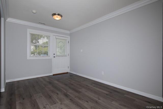 215 Tudor Lane, Unit 215 photo 4