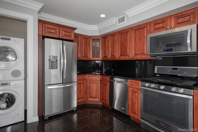 215 Tudor Lane, Unit 215 photo 2
