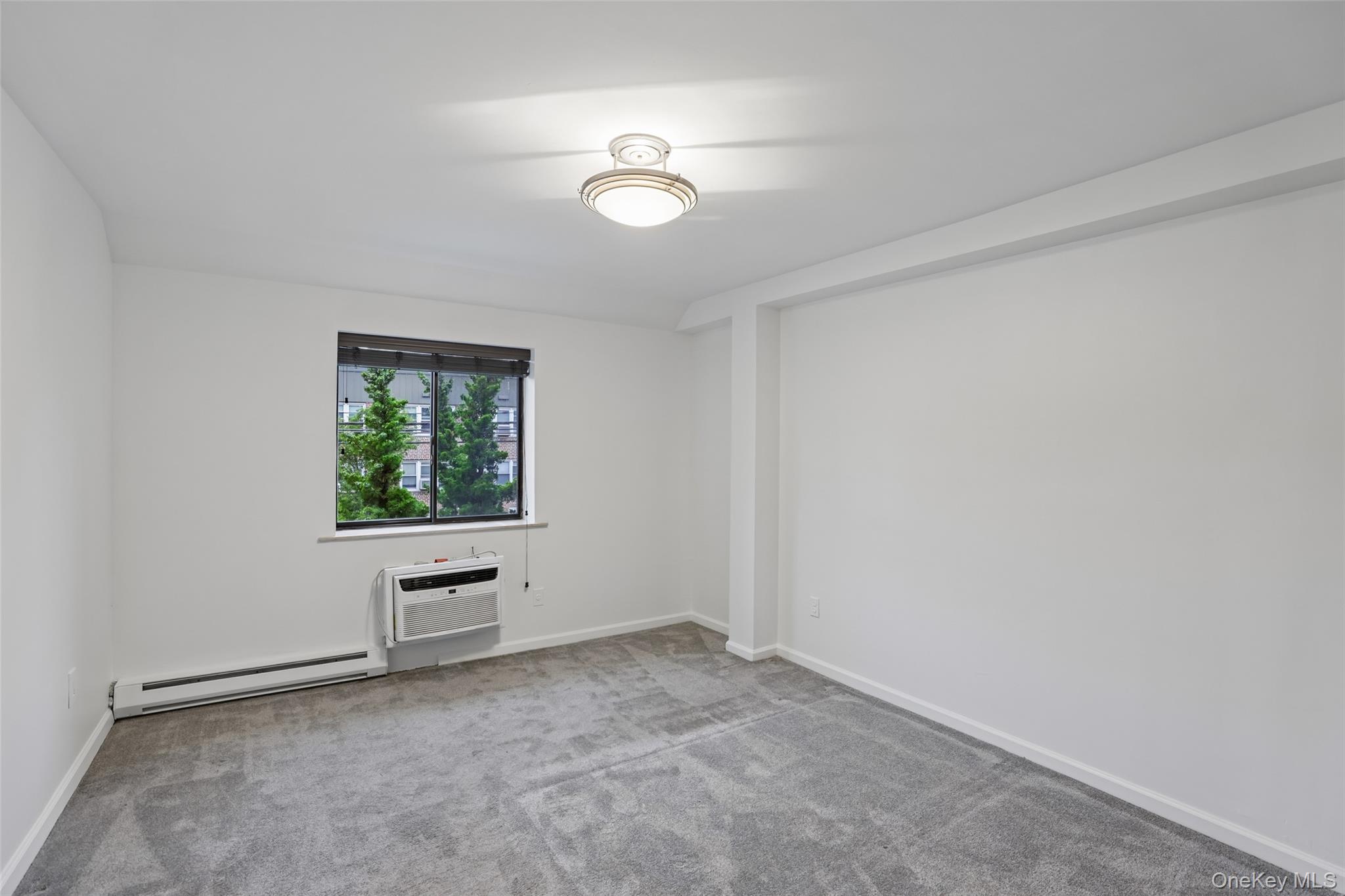 530 Hudson Avenue – For Sale photo 22