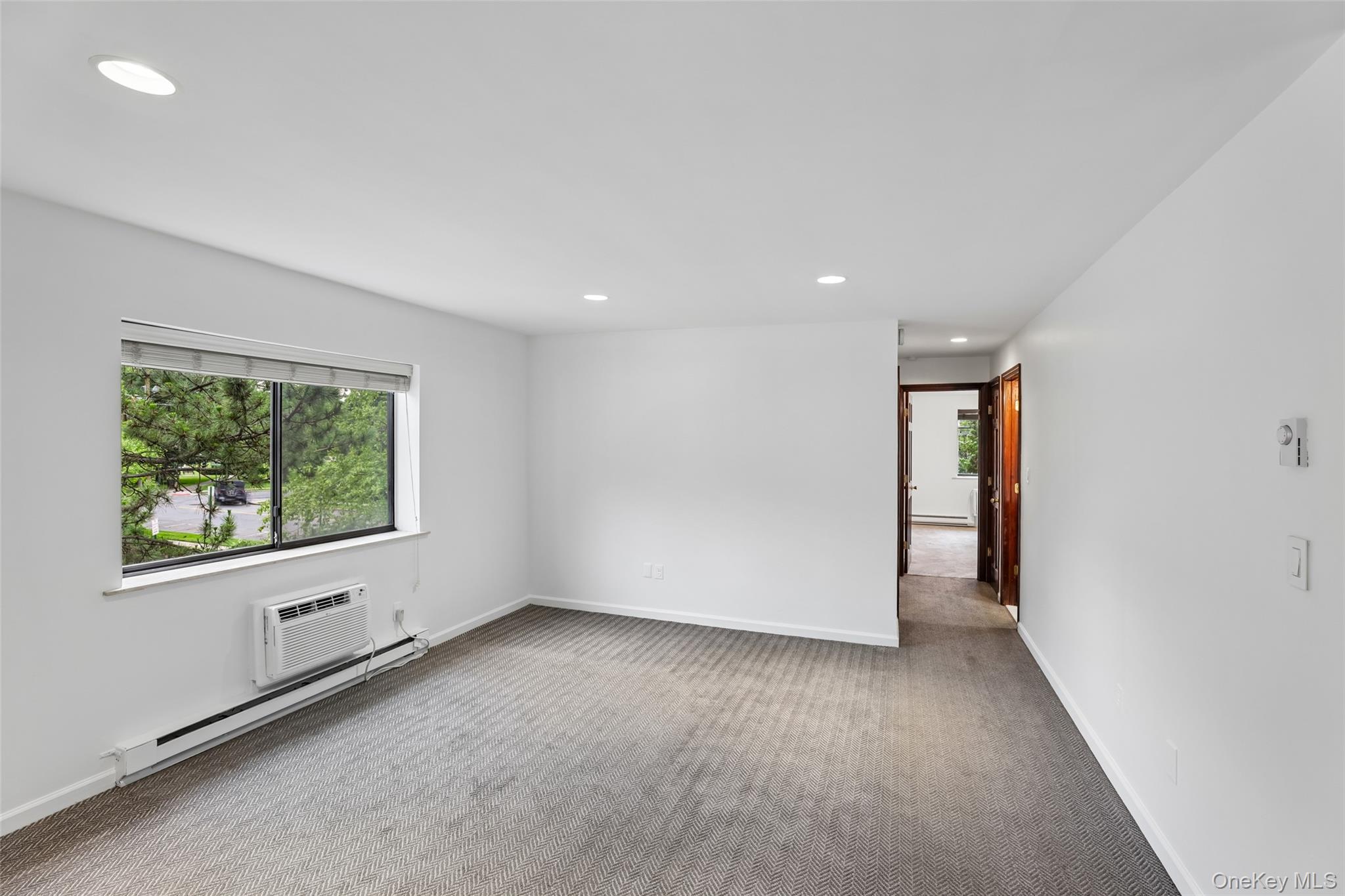 530 Hudson Avenue – For Sale photo 12