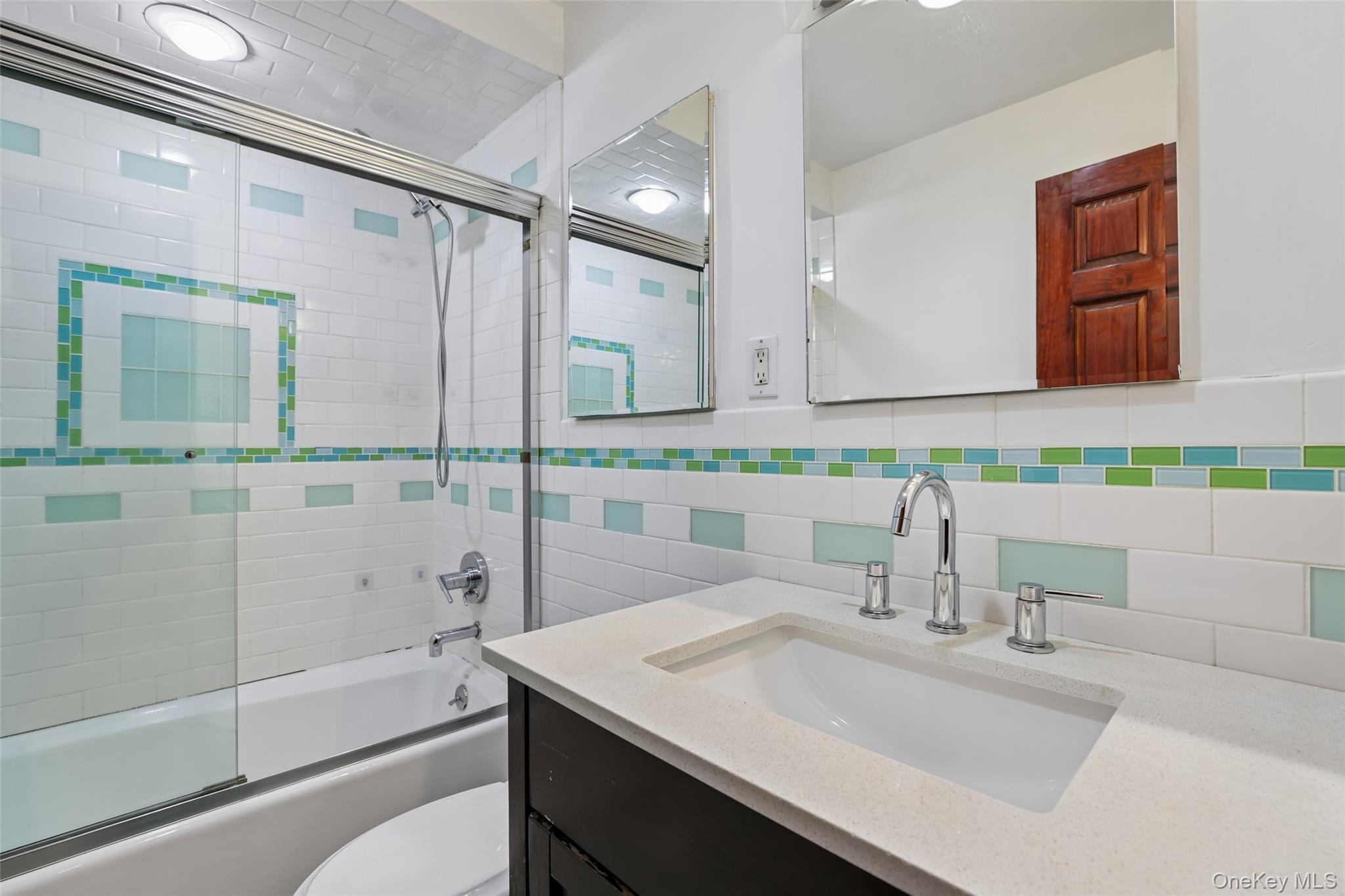 530 Hudson Avenue – For Sale photo 25