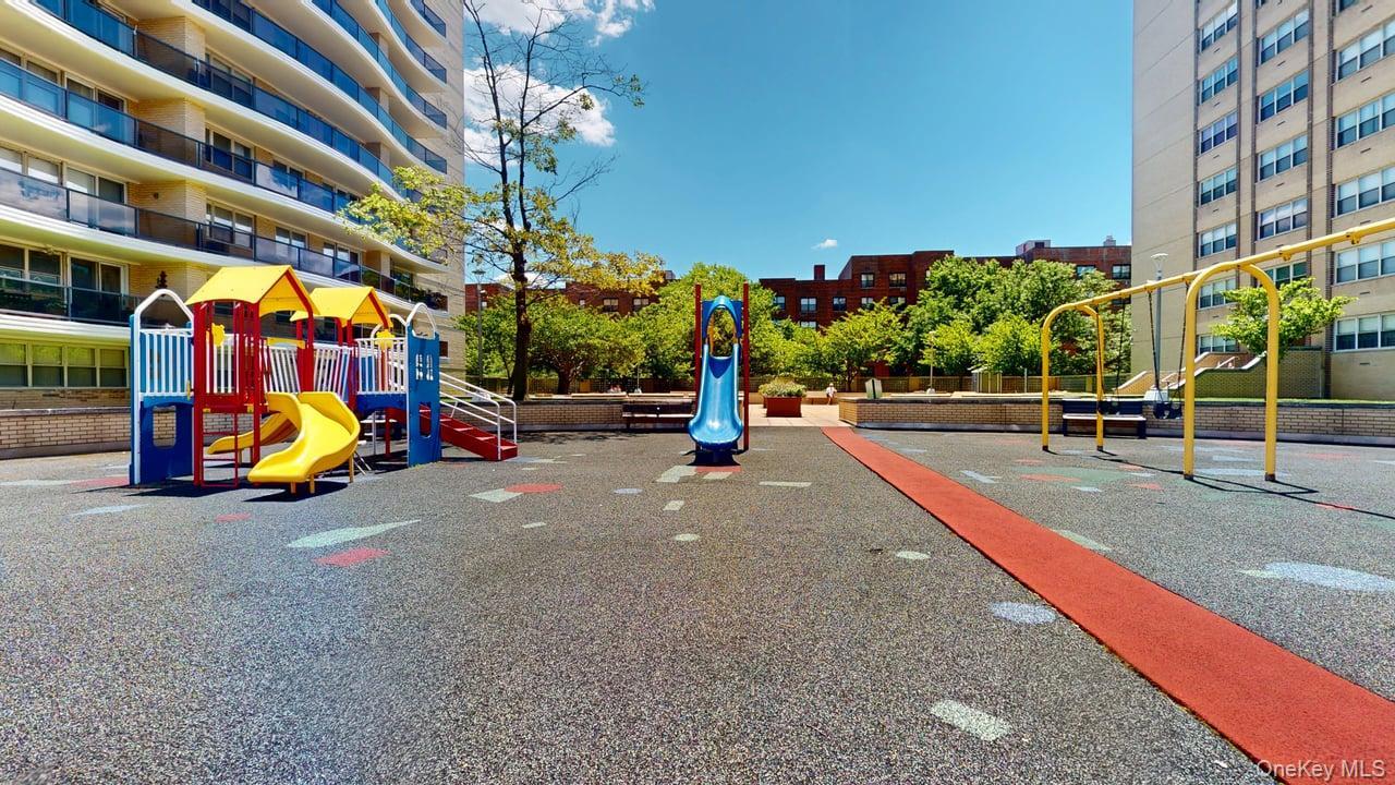 102-30 66th Road, Unit 10E photo 37