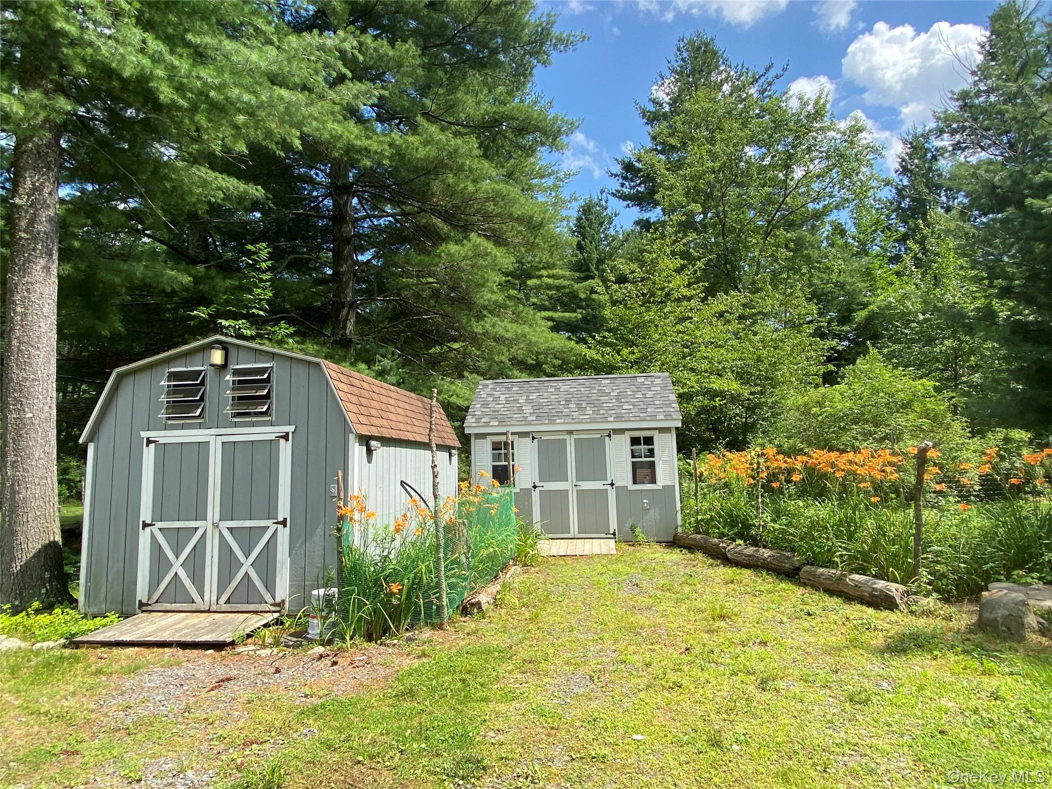 938 Woodland Valley Road – For Sale photo 9