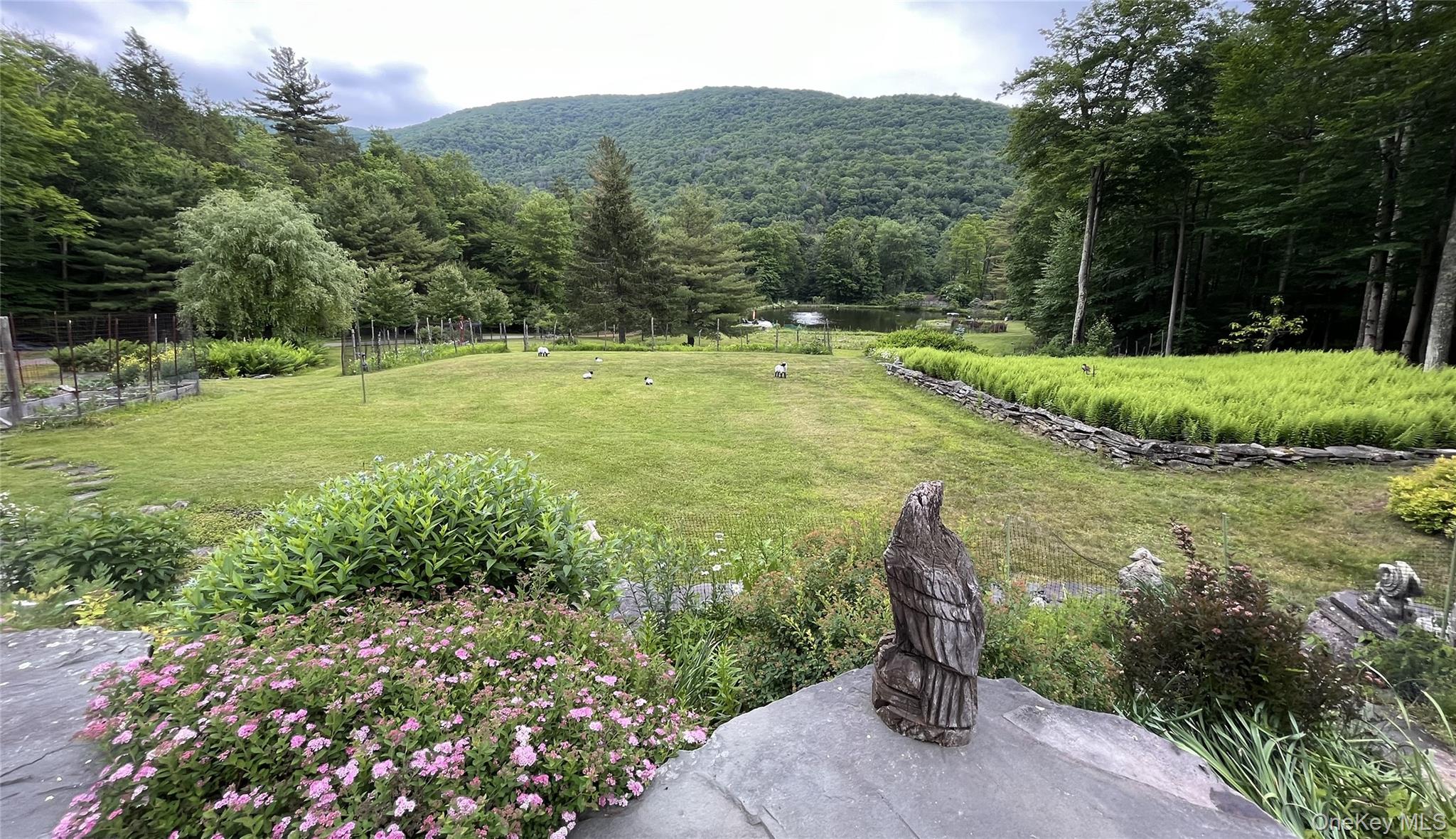 938 Woodland Valley Road – For Sale
