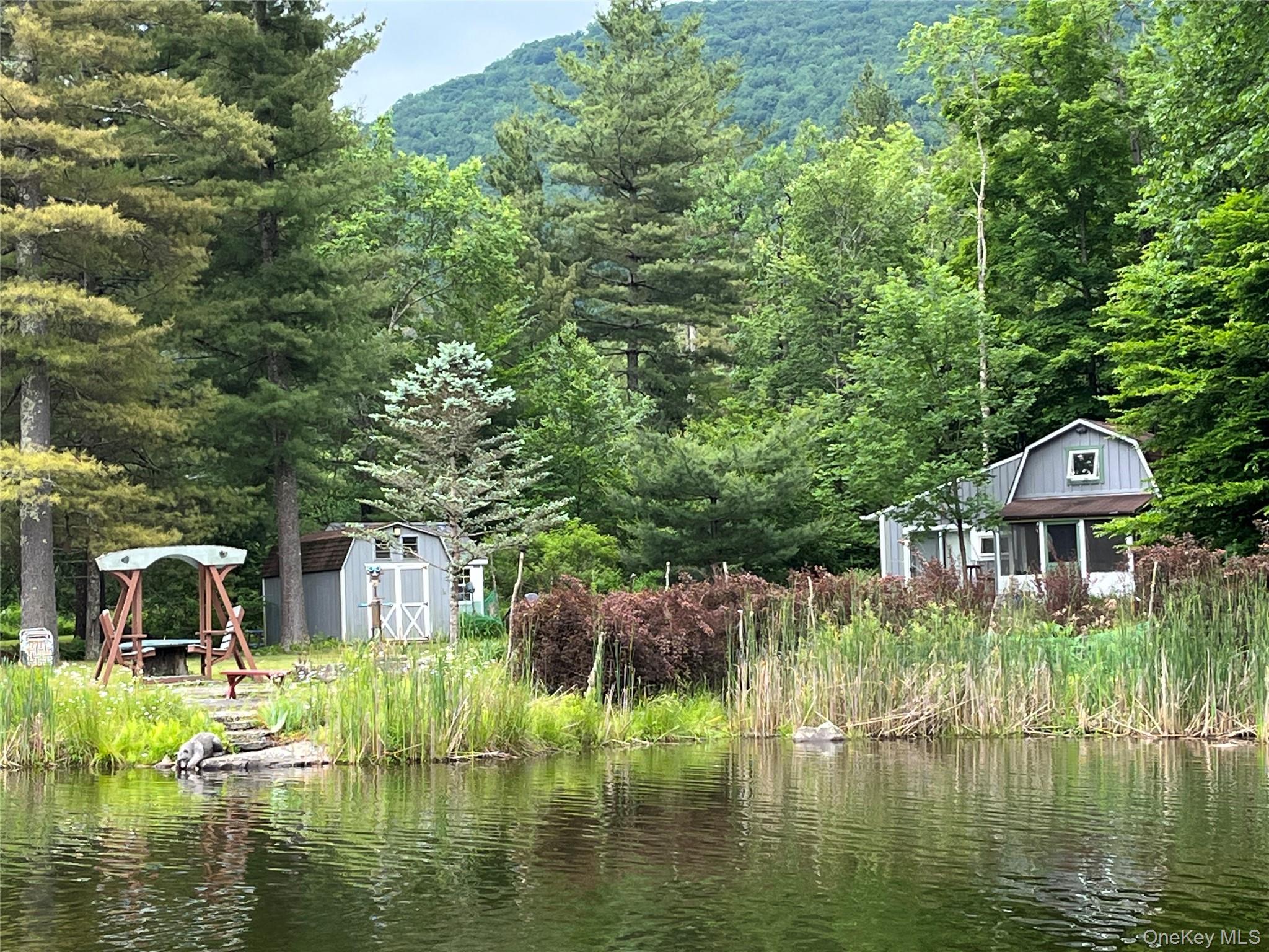 938 Woodland Valley Road – For Sale photo 8