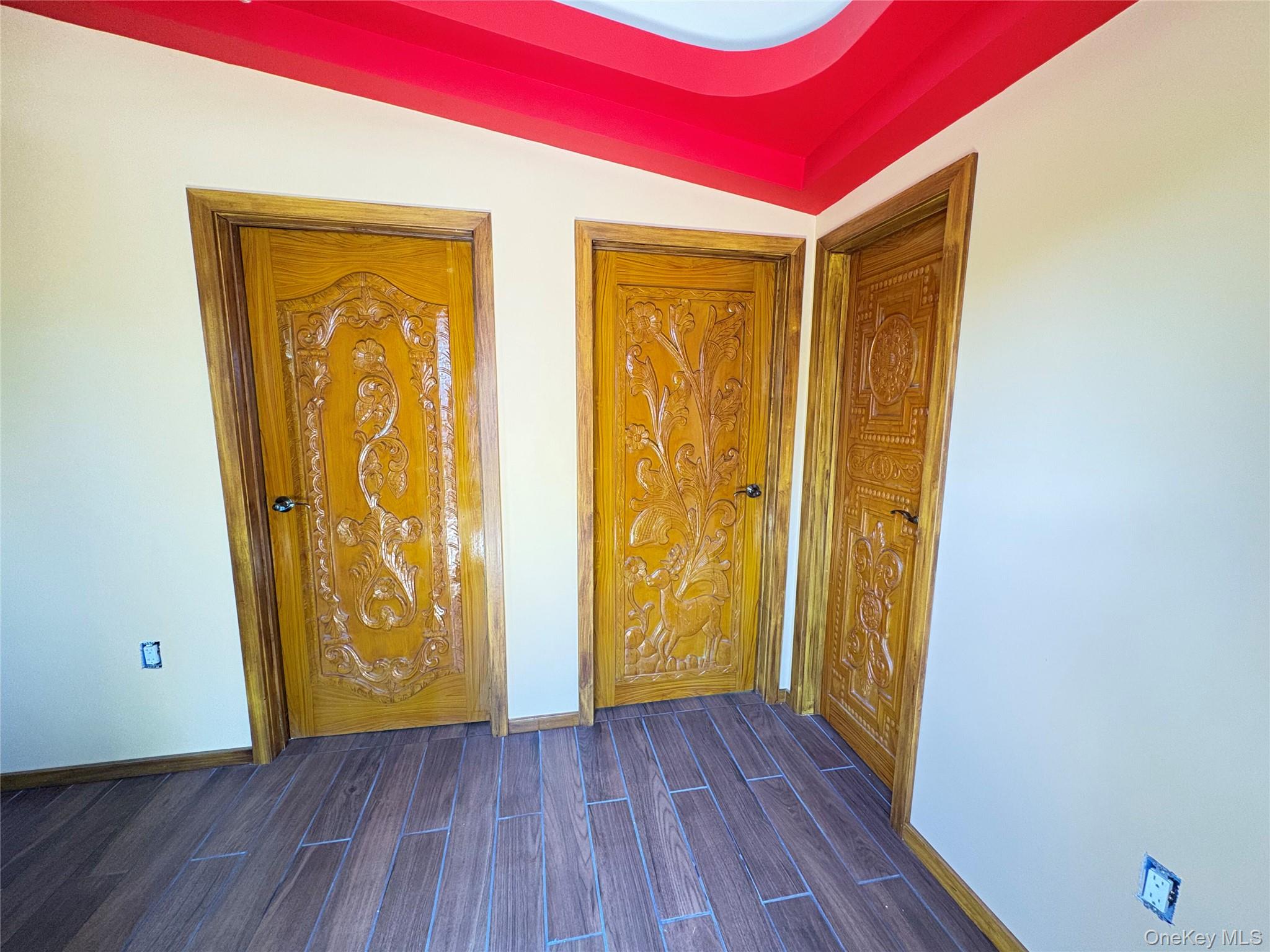 15 W Delaware Place – For Sale photo 16