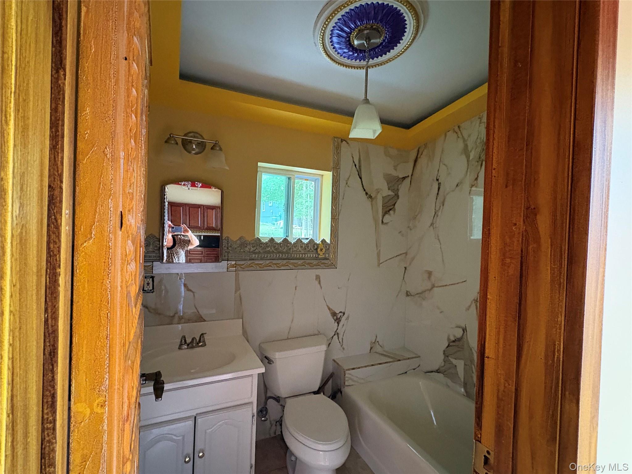 15 W Delaware Place – For Sale photo 21