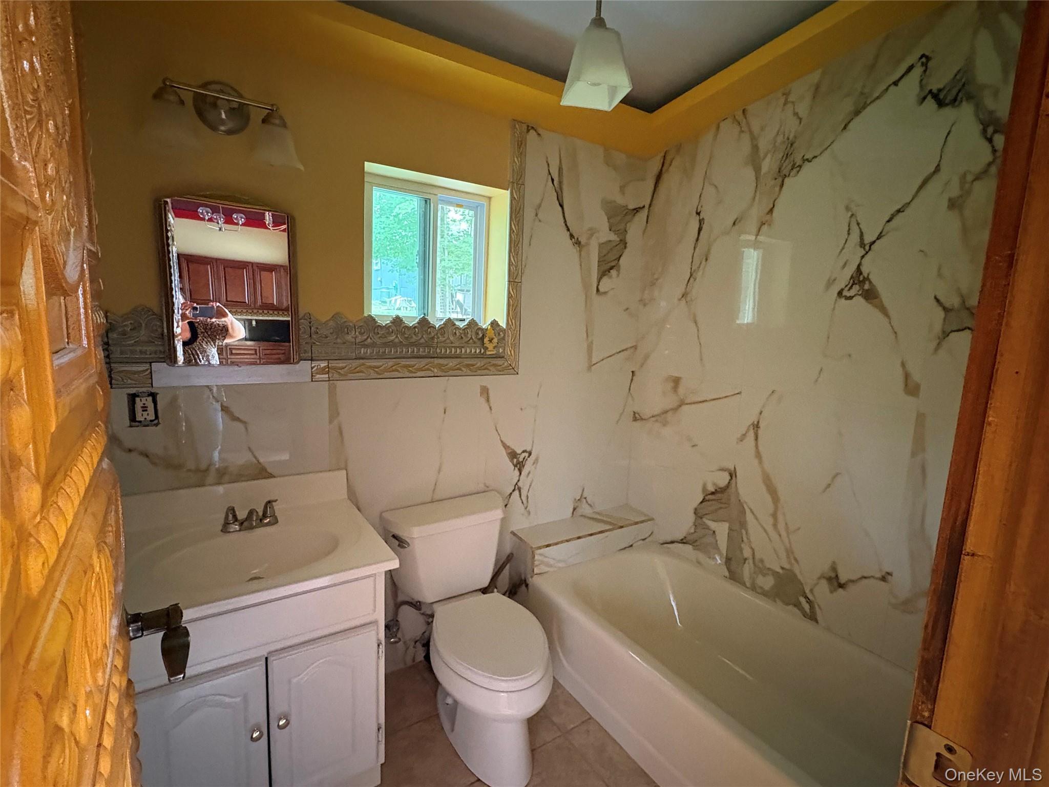 15 W Delaware Place – For Sale photo 20