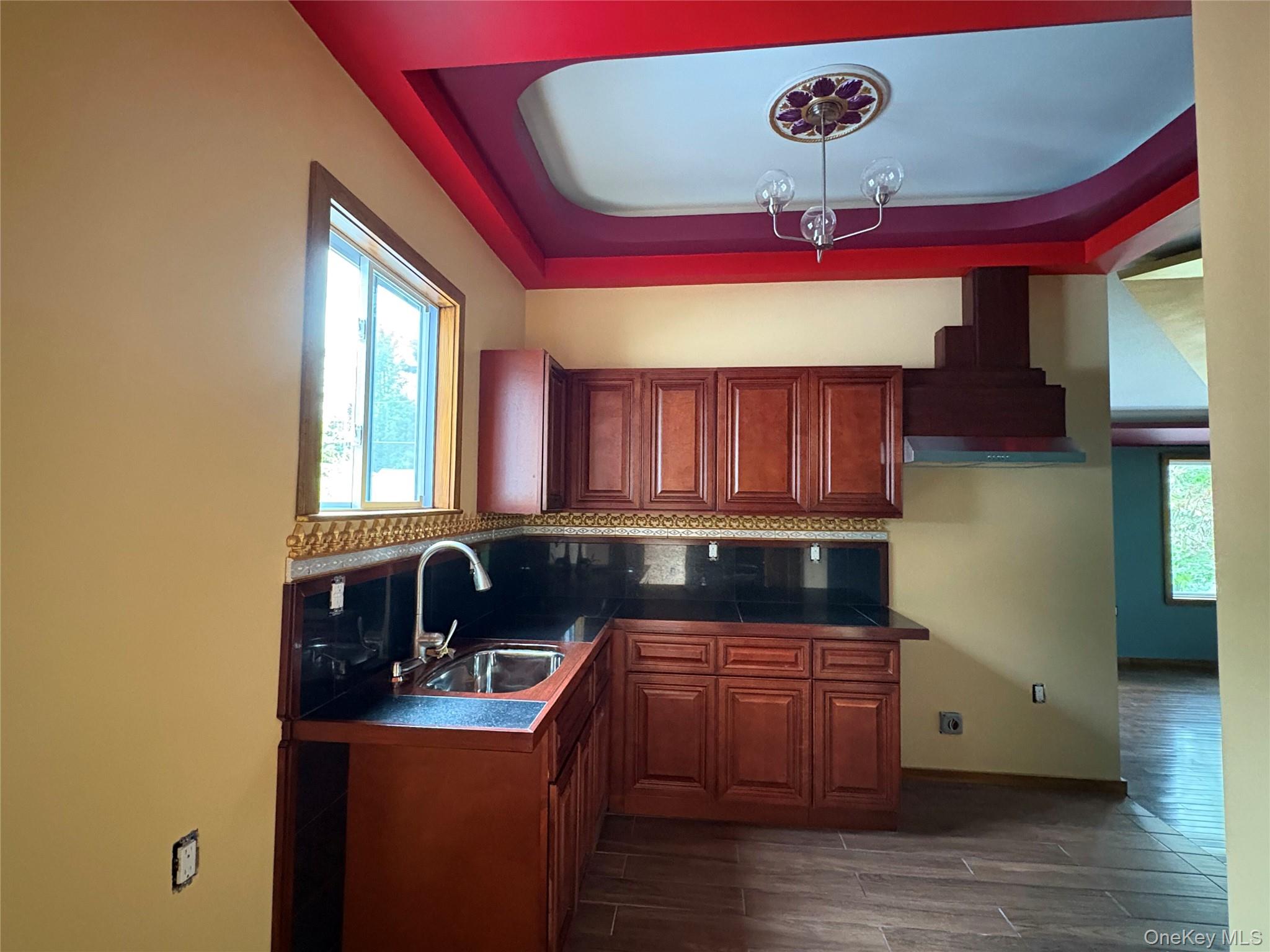 15 W Delaware Place – For Sale photo 9