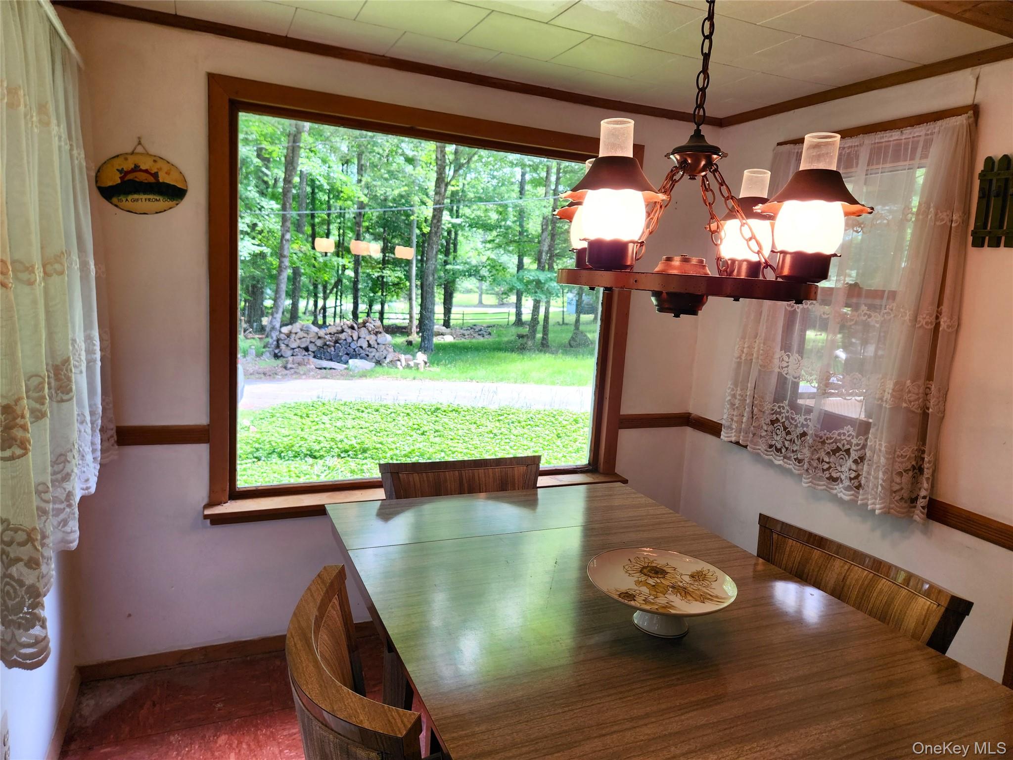 24 Eldridge Street S – For Sale photo 6