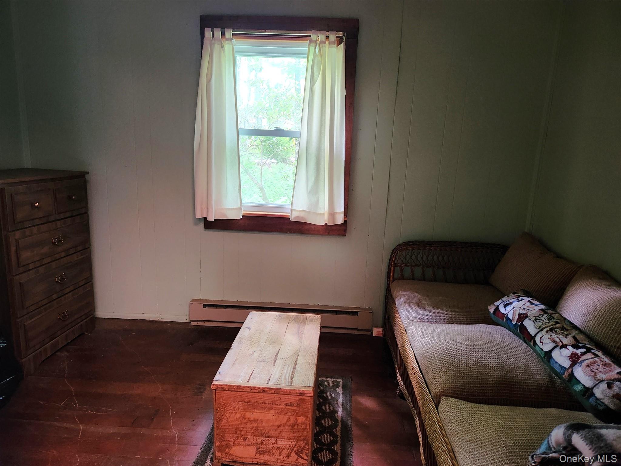 24 Eldridge Street S – For Sale photo 20