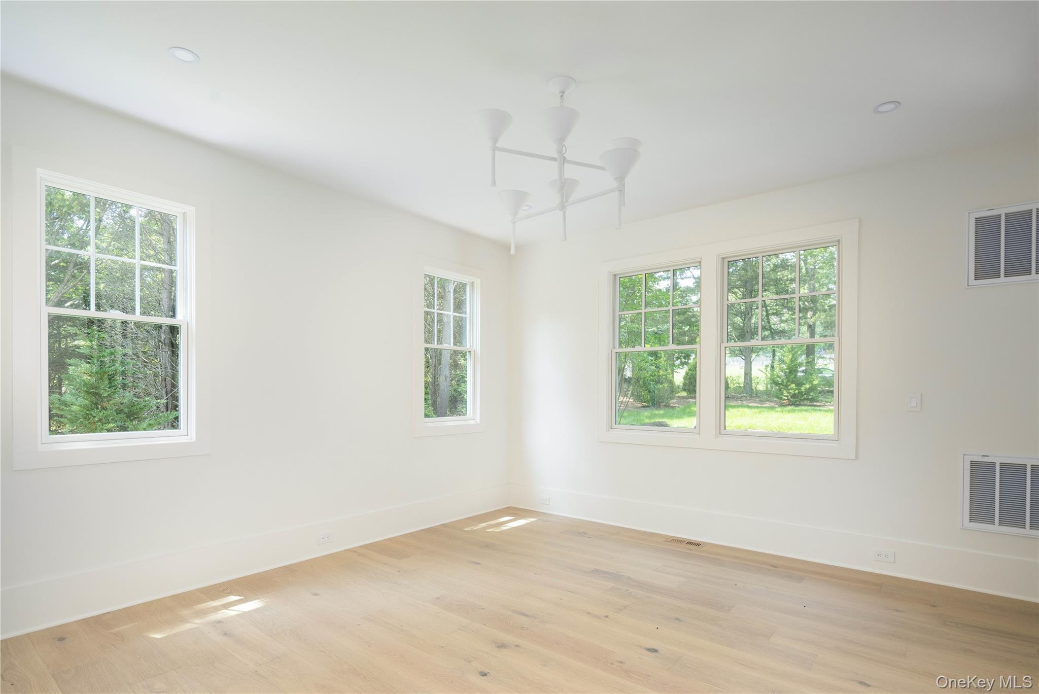 205 Kats Court – For Sale photo 11
