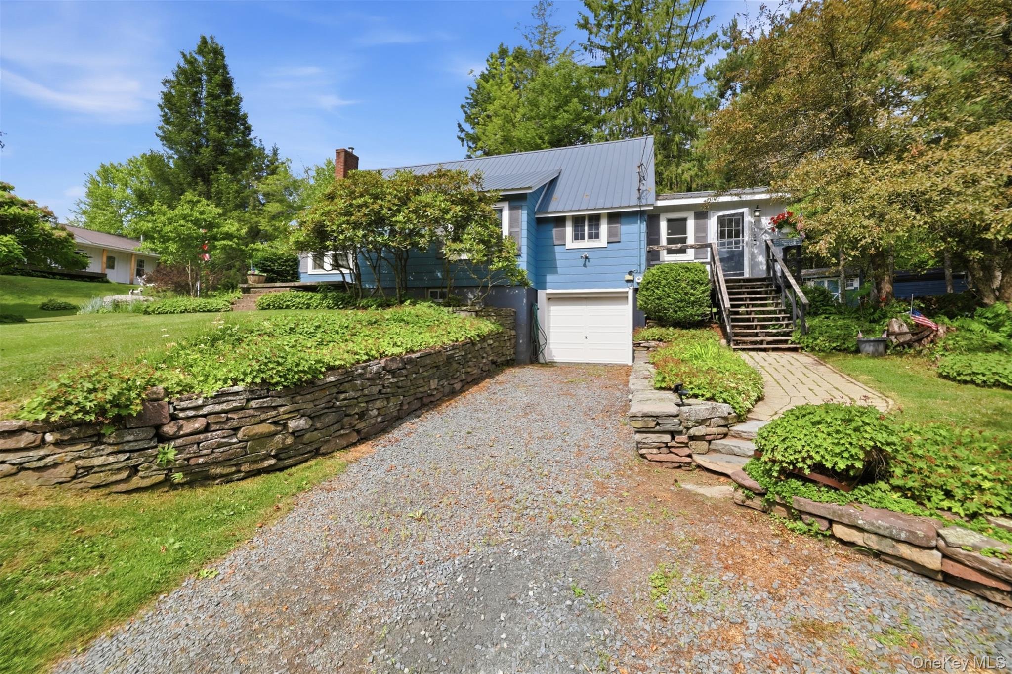 115 Cold Spring Road – For Sale photo 3