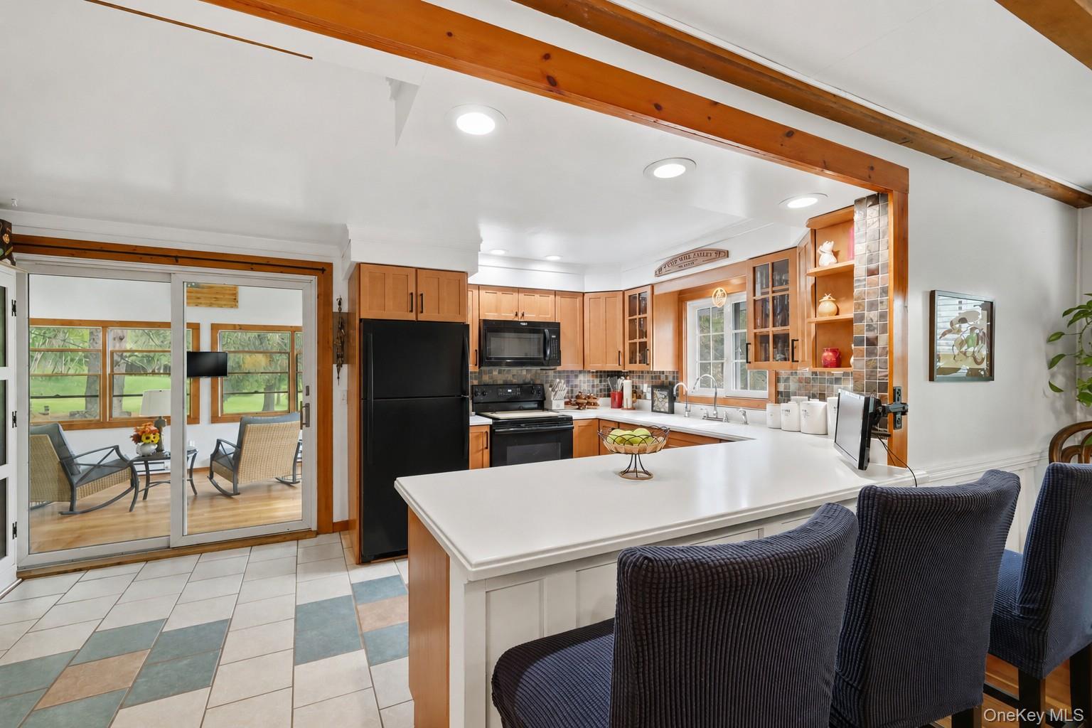 115 Cold Spring Road – For Sale photo 7