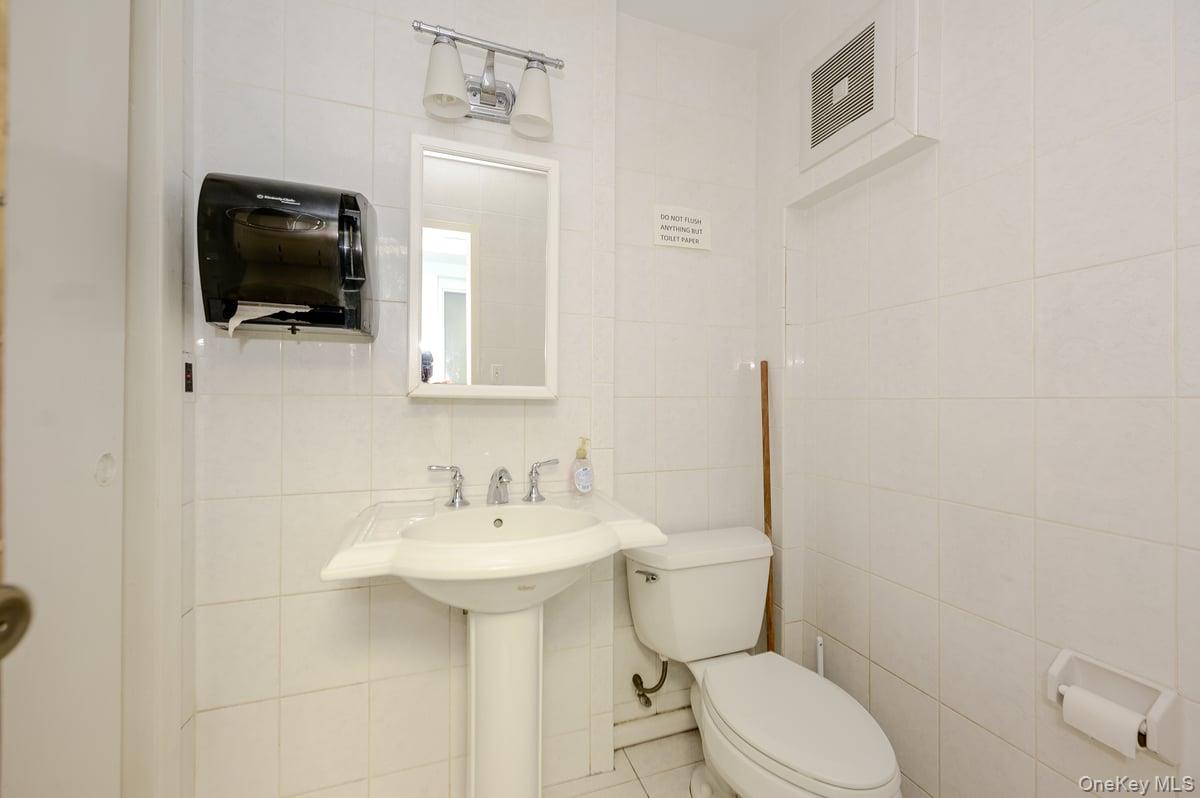 701 Park Place – For Sale photo 27