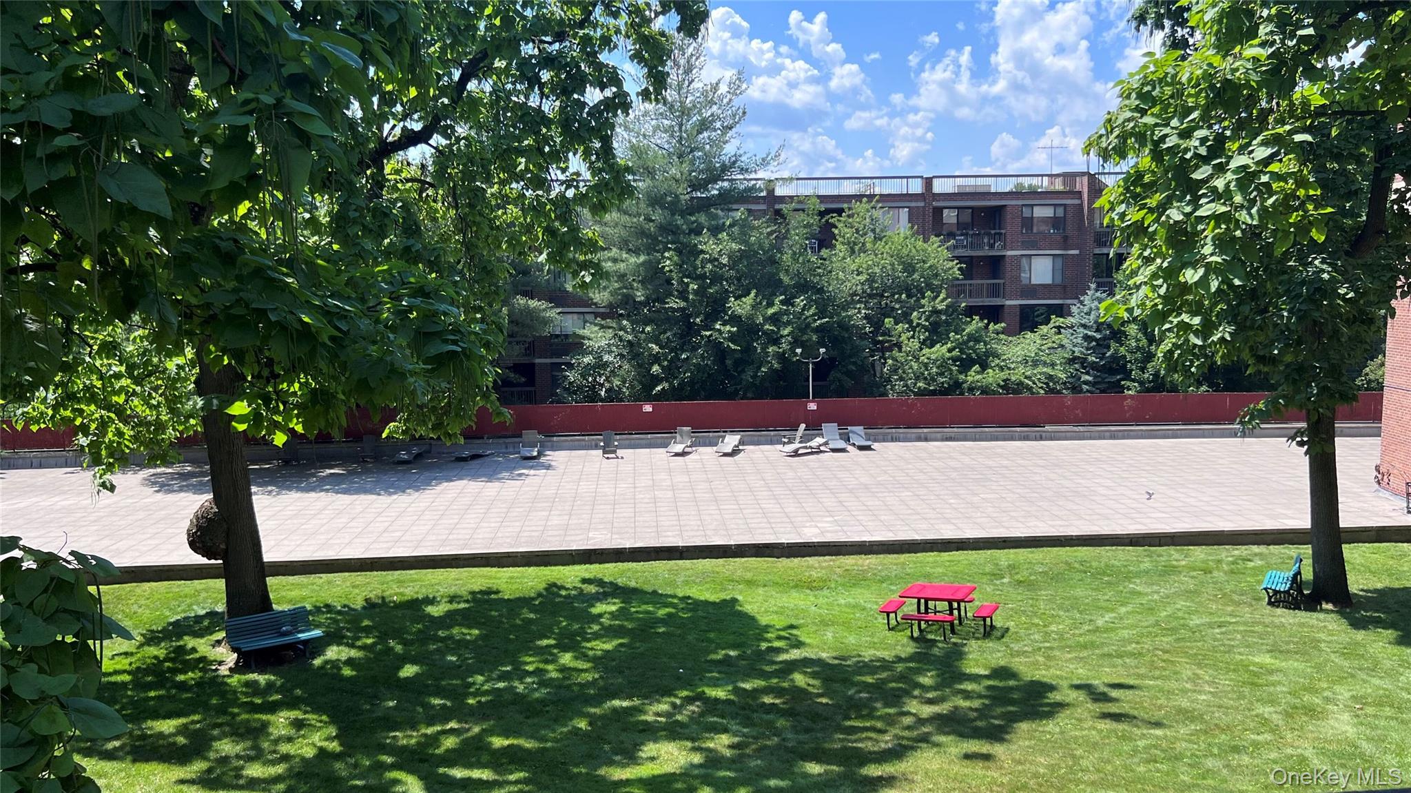 290 Collins Avenue, Unit 8E photo 20