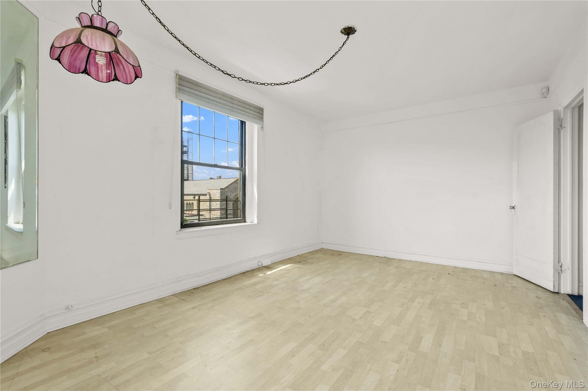 109-14 Ascan Avenue, Unit 5A photo 18