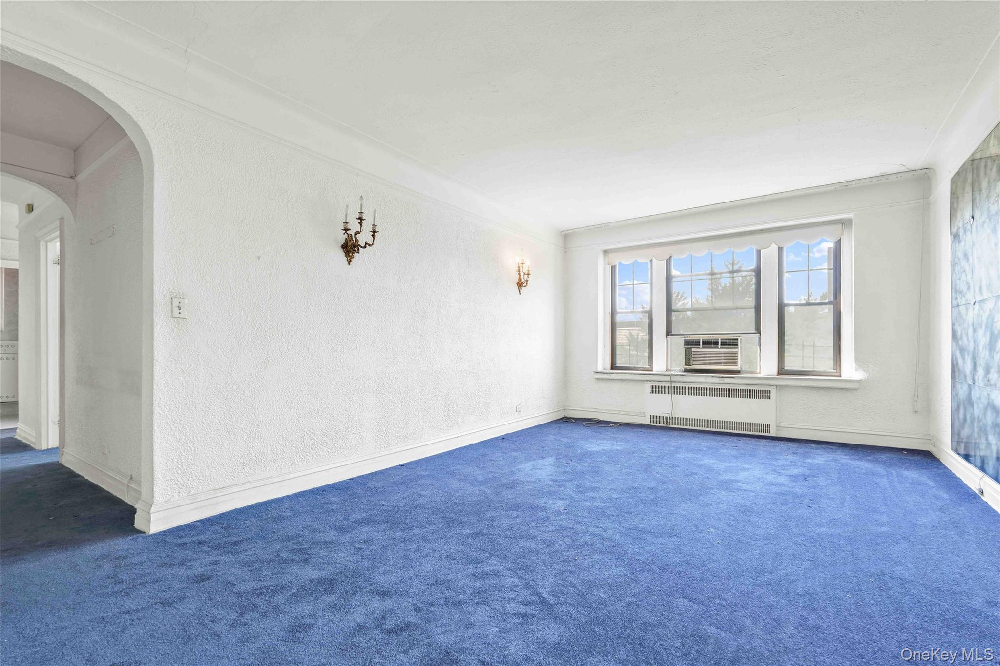 109-14 Ascan Avenue, Unit 5A photo 9