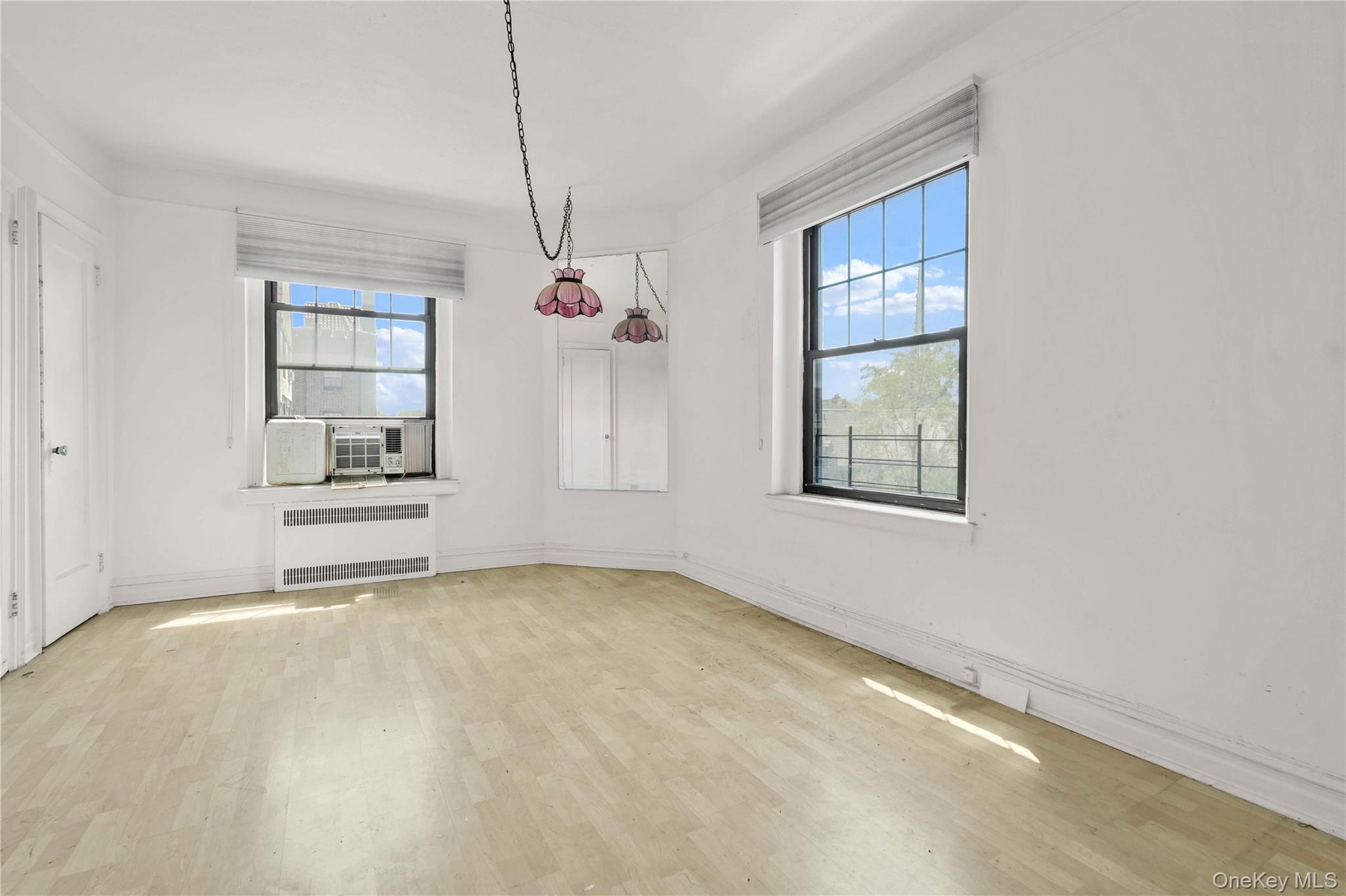 109-14 Ascan Avenue, Unit 5A photo 17