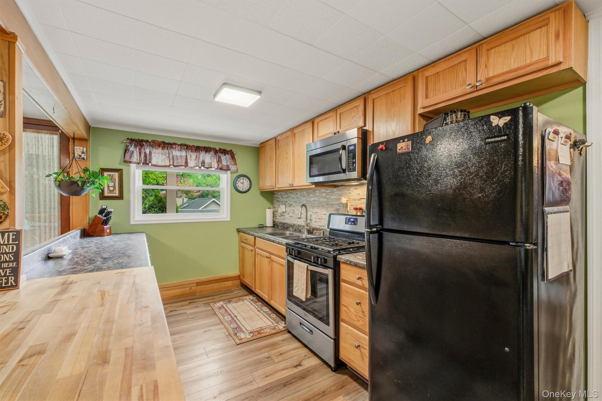 17 Dock – For Sale photo 26