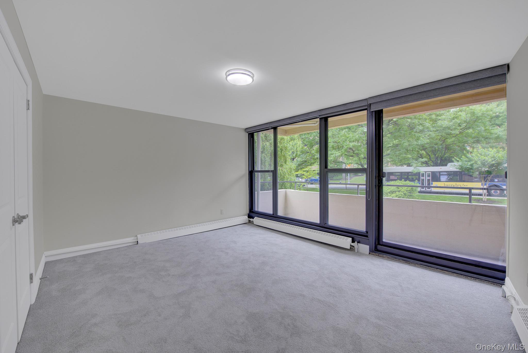 166-10 Powells Cove Boulevard, Unit 2C photo 12