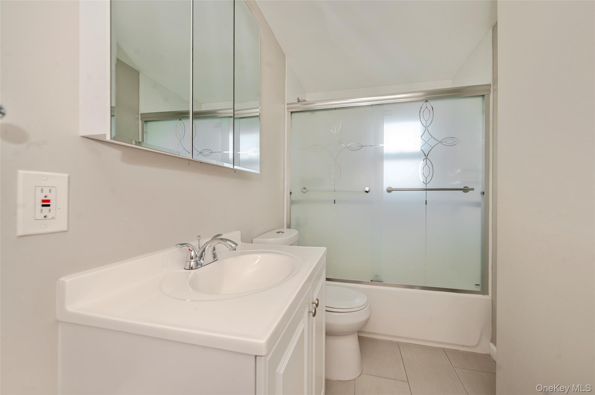 3251 Neptune Avenue – For Sale photo 18