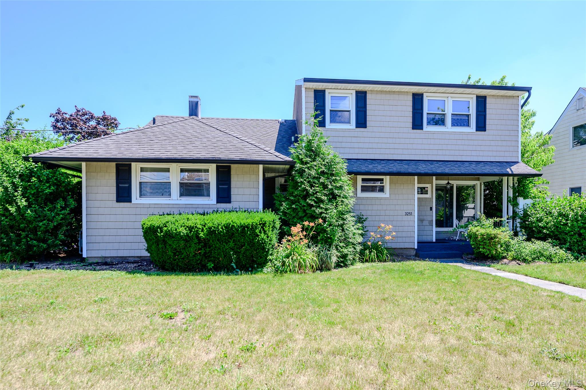3251 Neptune Avenue – For Sale photo 23