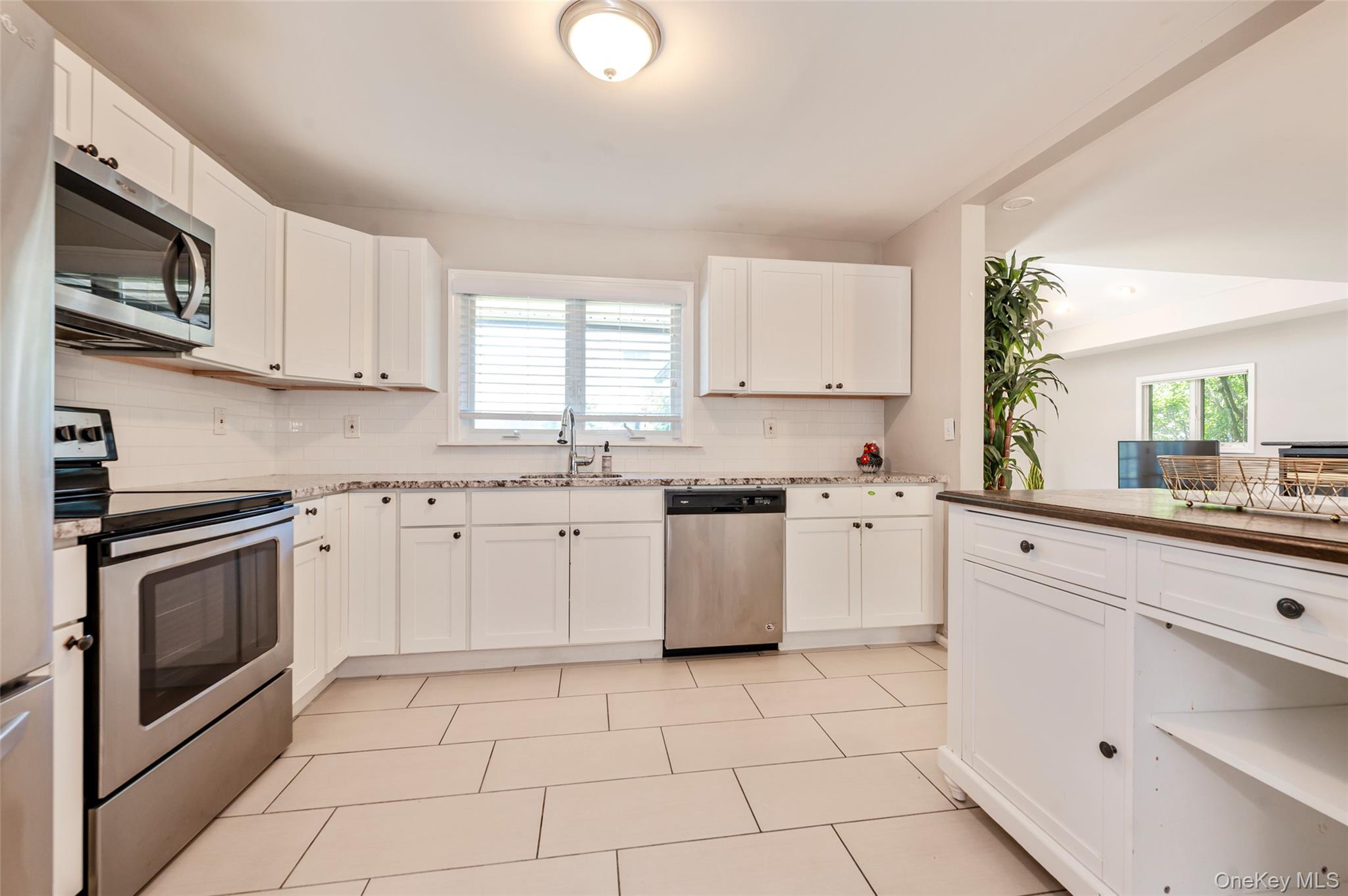 3251 Neptune Avenue – For Sale photo 10