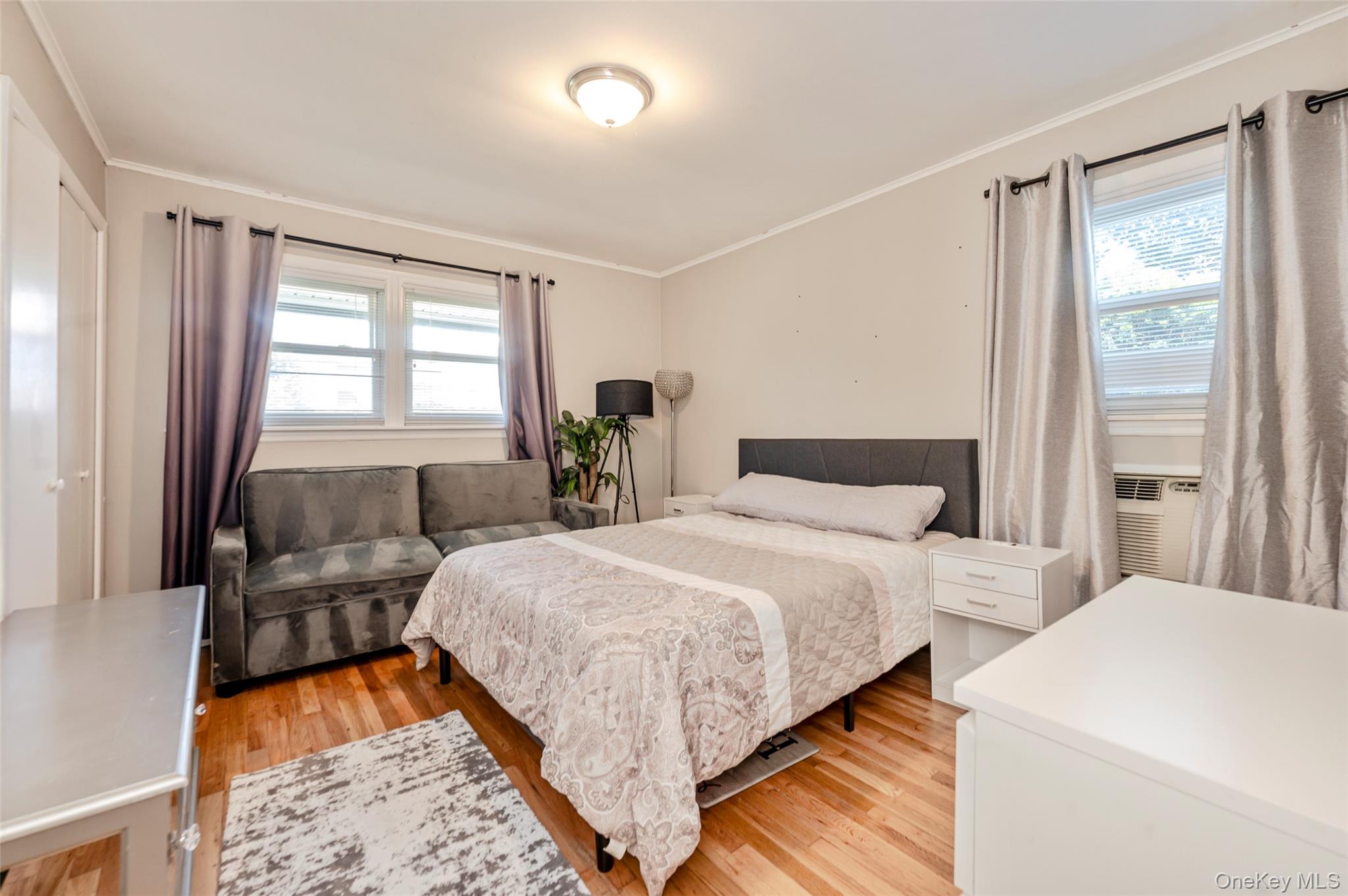 3251 Neptune Avenue – For Sale photo 12