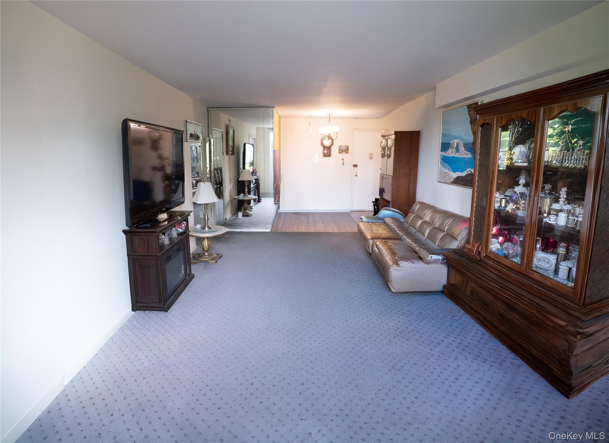 54-40 Little Neck Parkway, Unit #4F photo 5