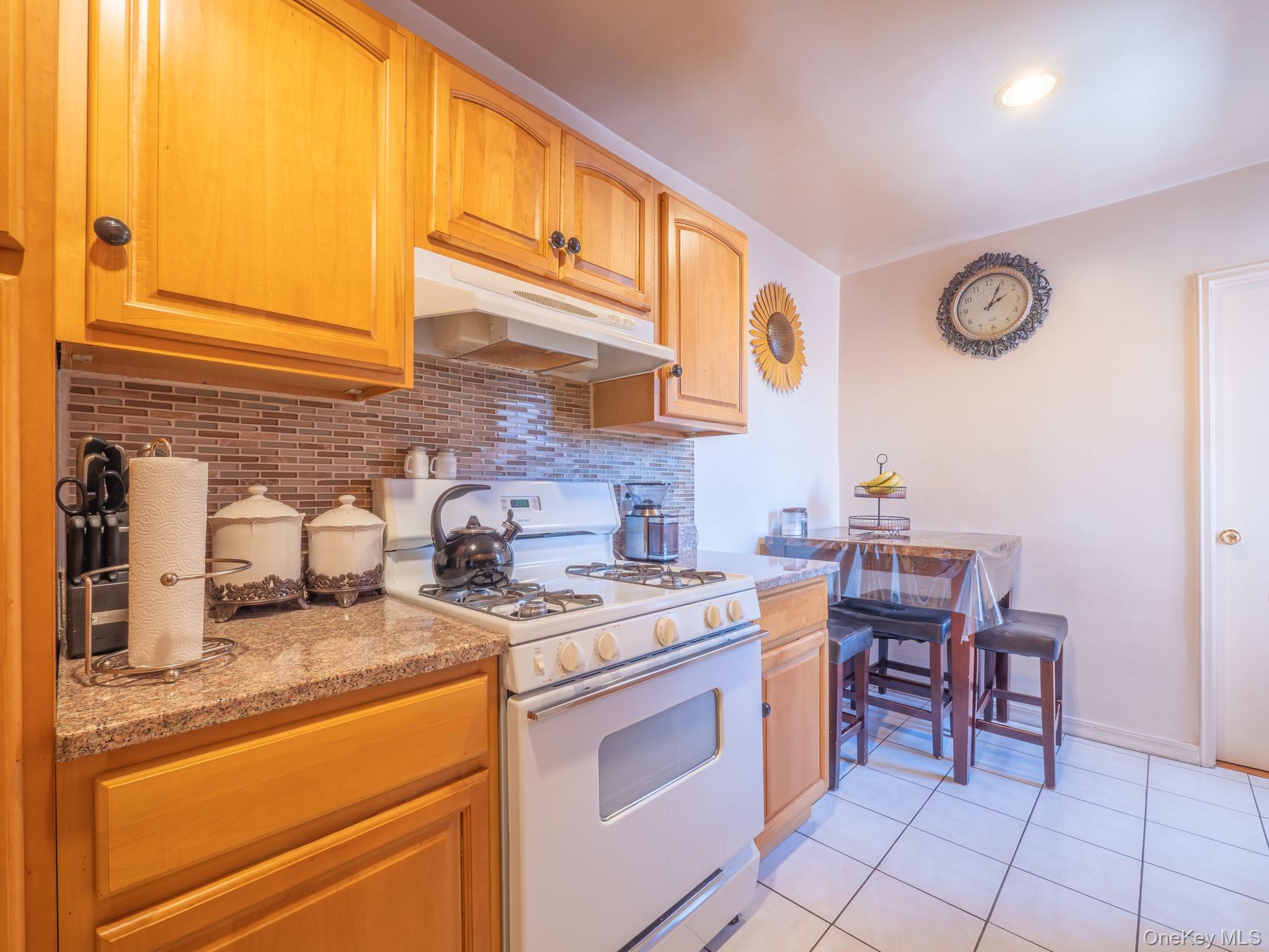 110-15 71 Road, Unit 6K photo 11